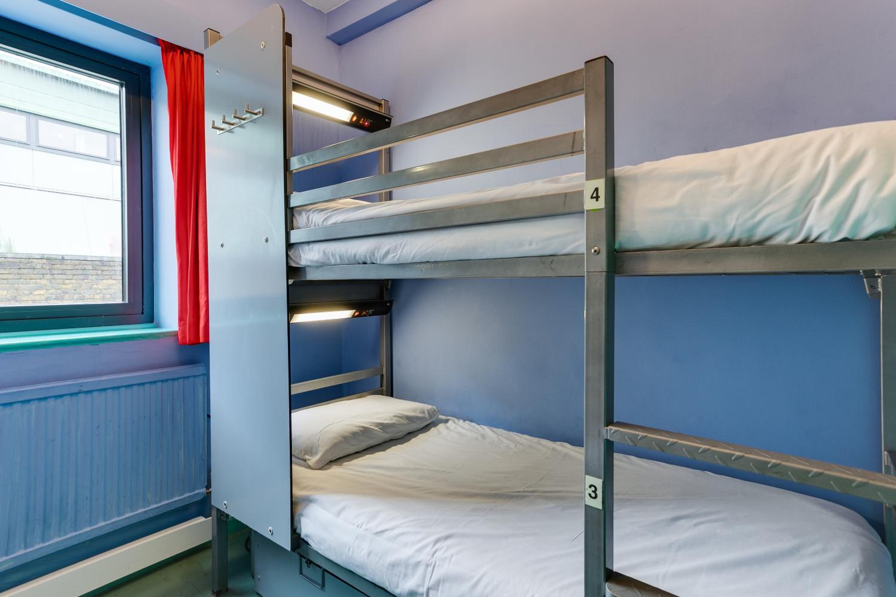 Bed in Mixed Dormitory Room for 4 People photo 1