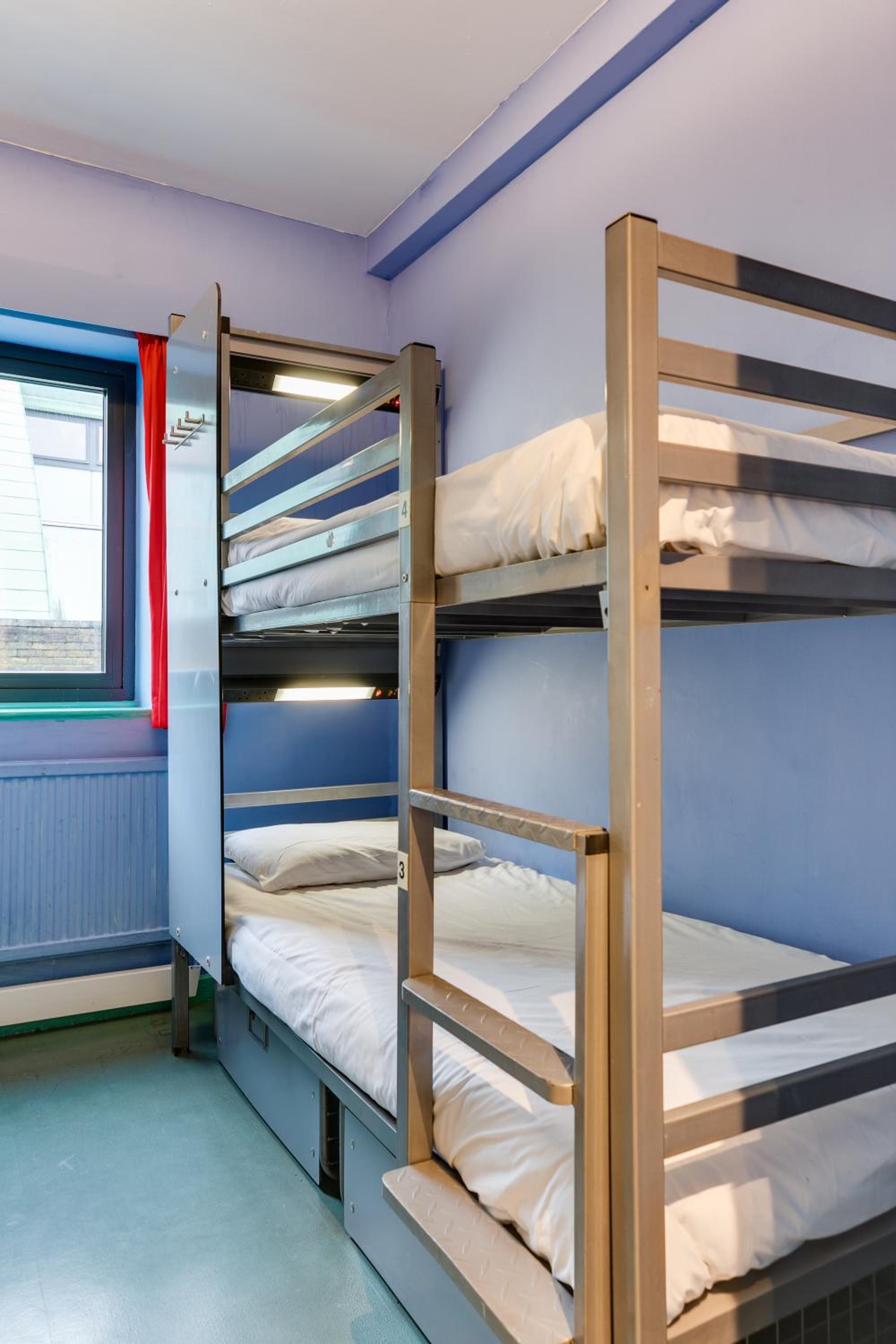 Bed in Mixed Dormitory Room for 4 People photo 3