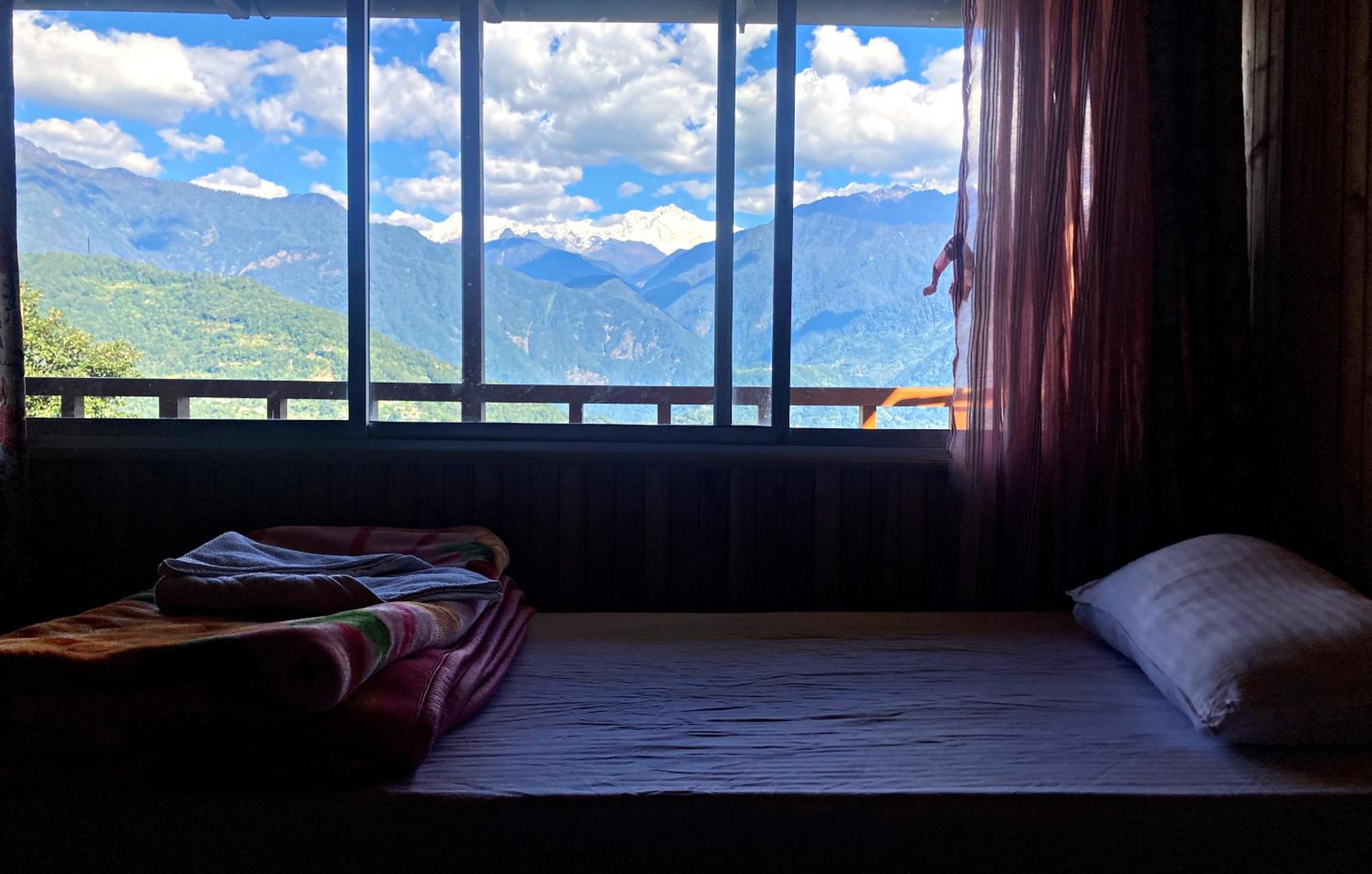 Deluxe Double Or Twin Room With Mountain View photo 2
