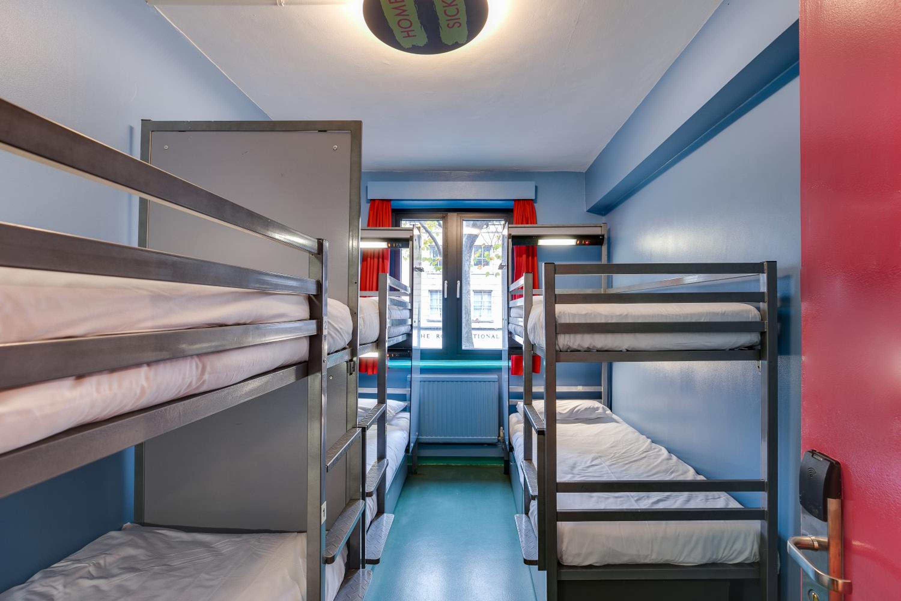 Bed in 10-8 bed Mixed Dorm - Shared facilities photo 2