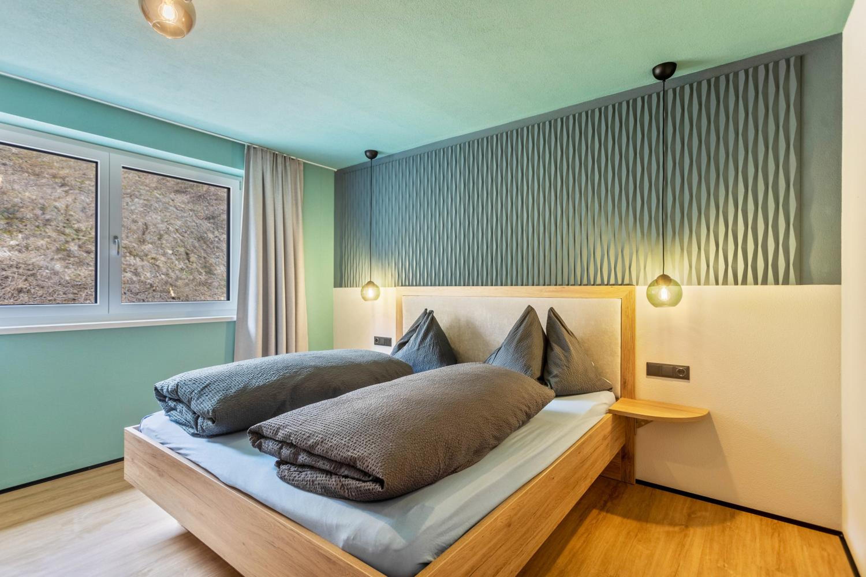 Two-Bedroom Deluxe Apartment with Balcony