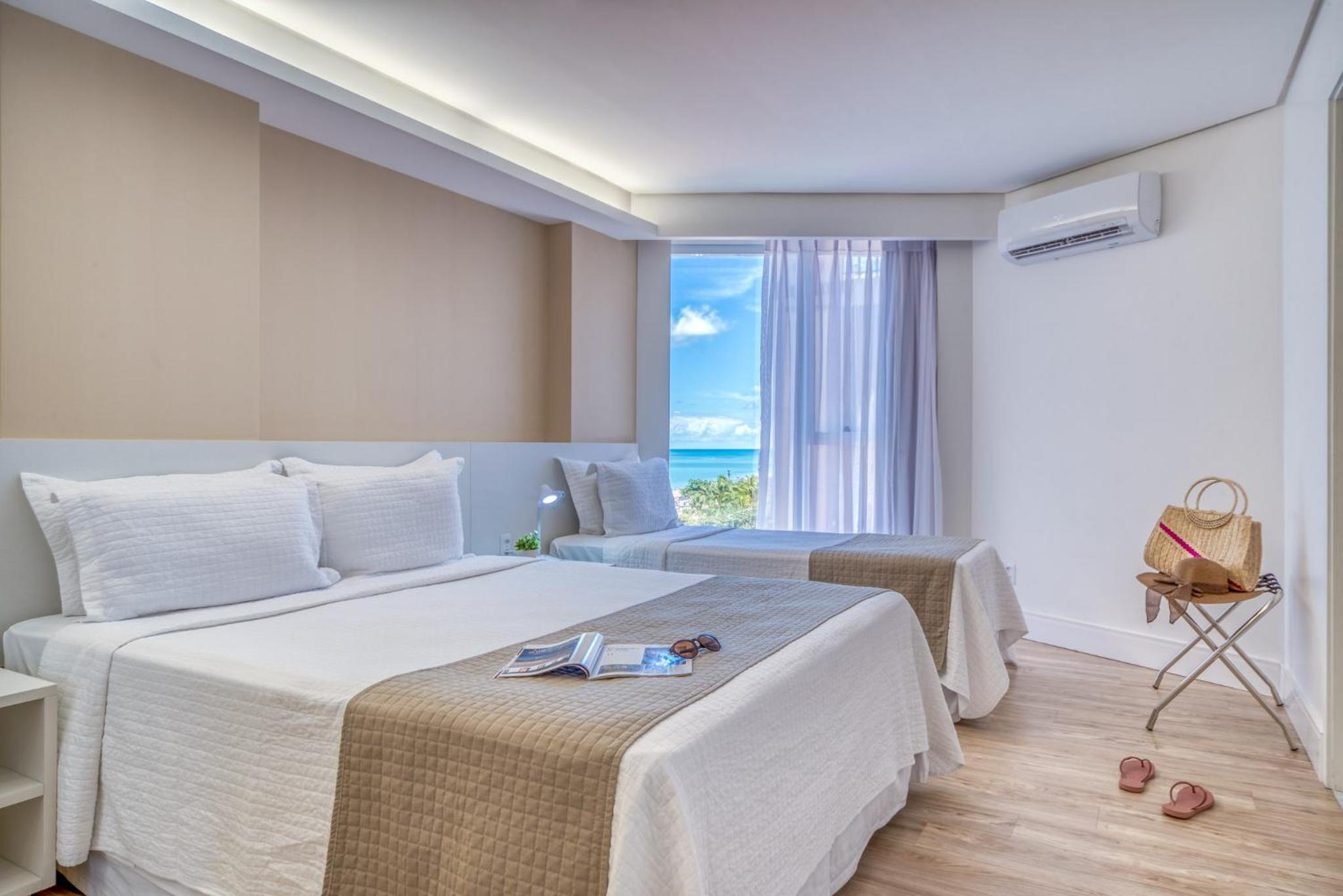 Premium Triple with Side Sea View