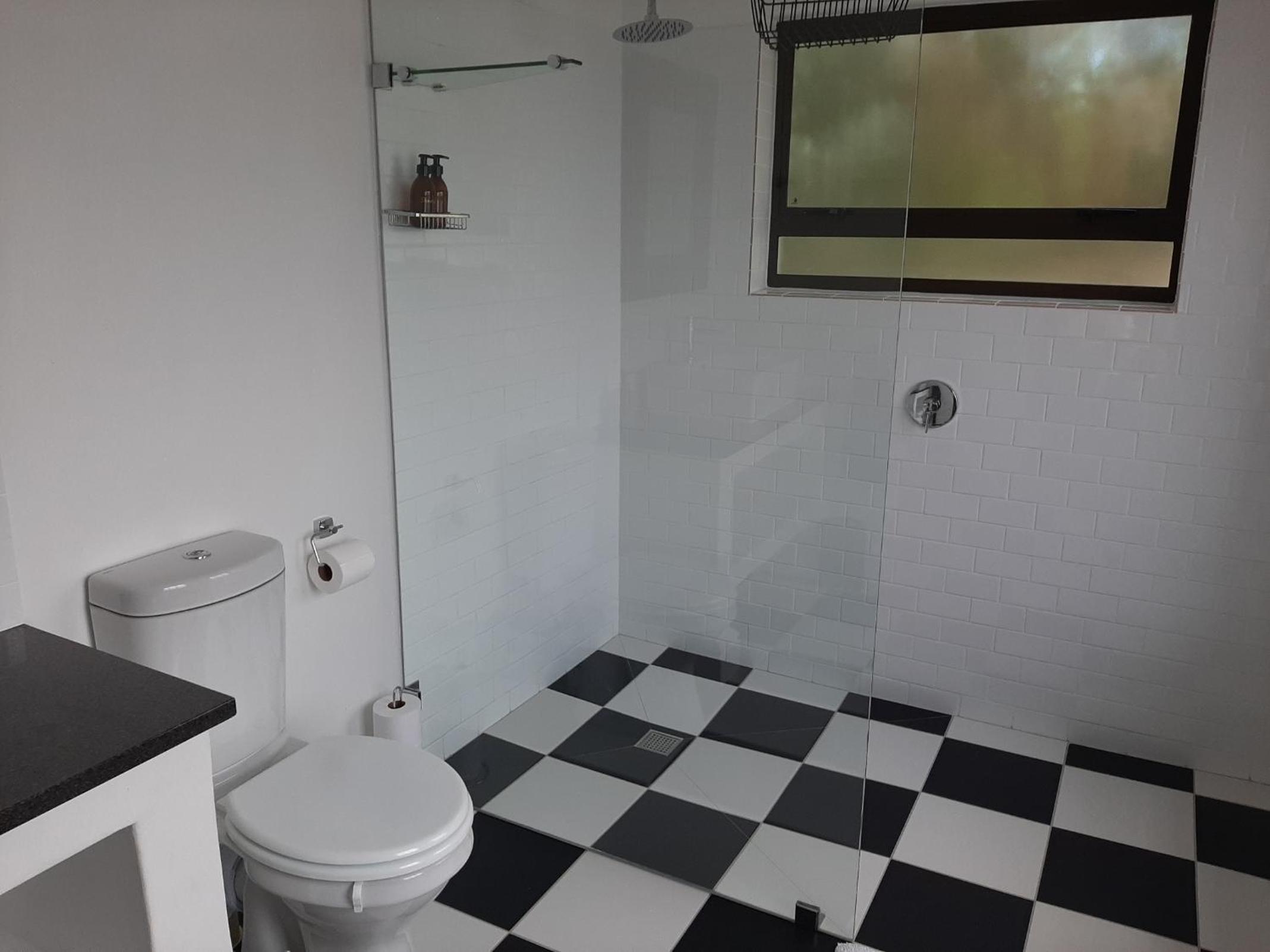 One-Bedroom Apartment - Photo 37