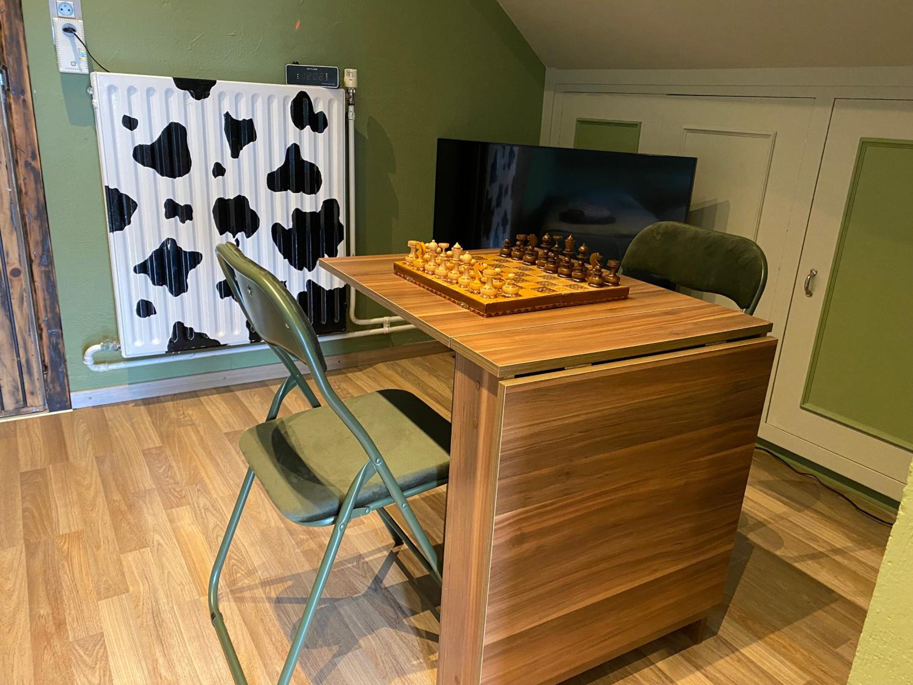 Quadruple Room with Private Bathroom photo 3