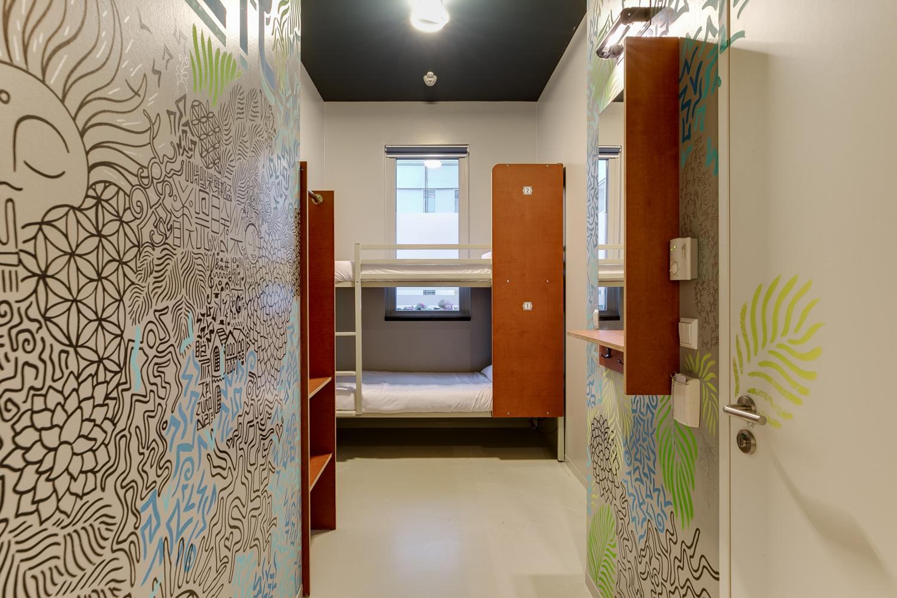 Private twin room with attached bathroom photo 1