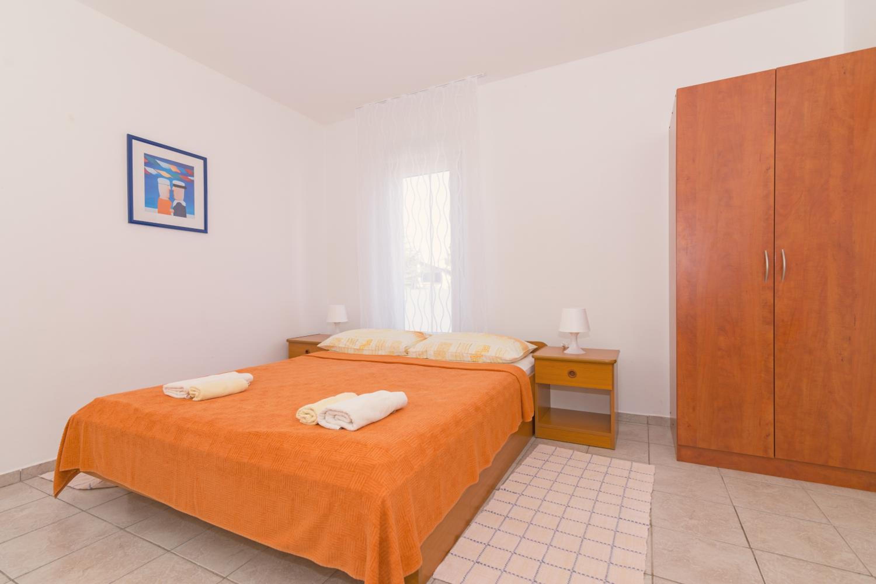 Studio Apartment photo 1