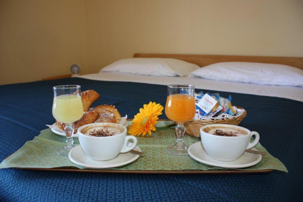 Double or Twin Room photo 2