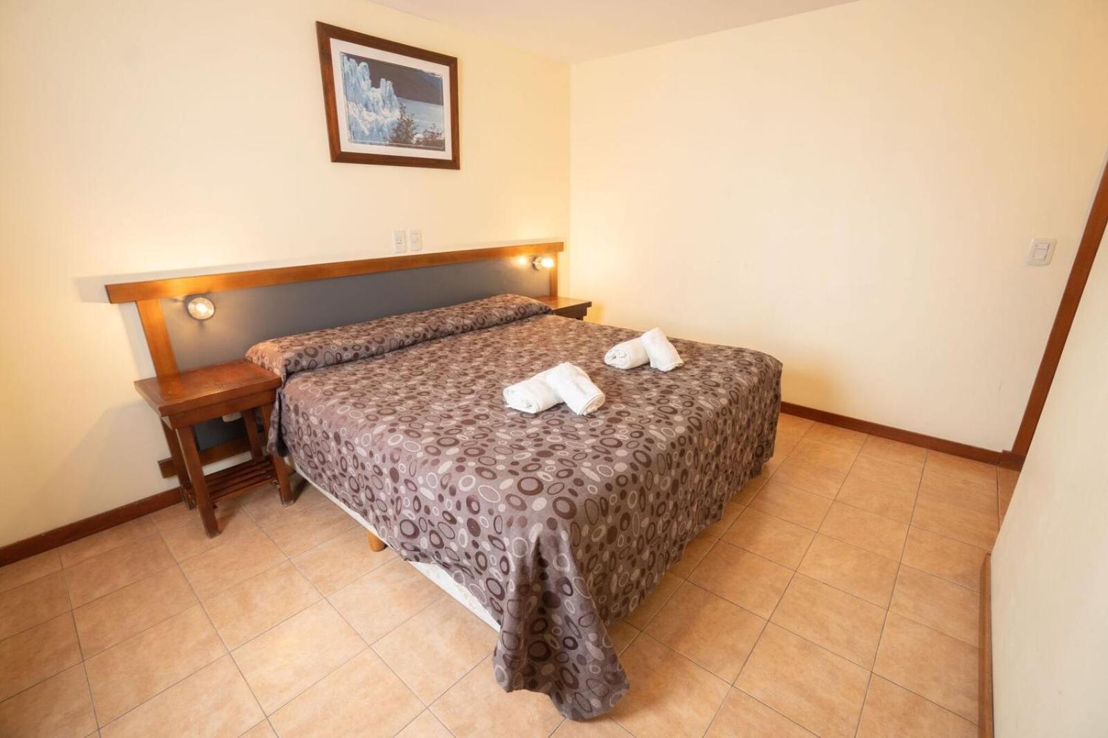 Double or Twin Room photo 3