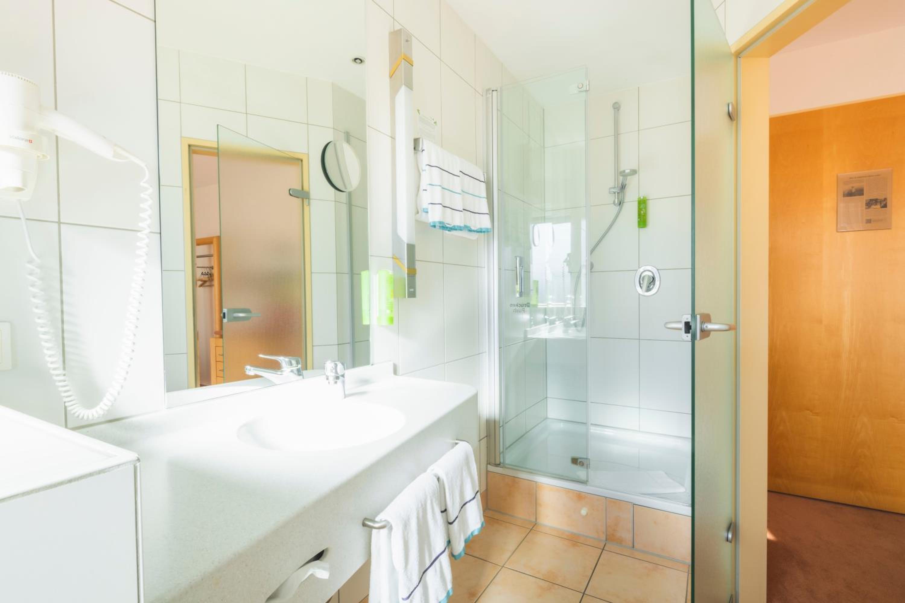 Double Room - Photo 4