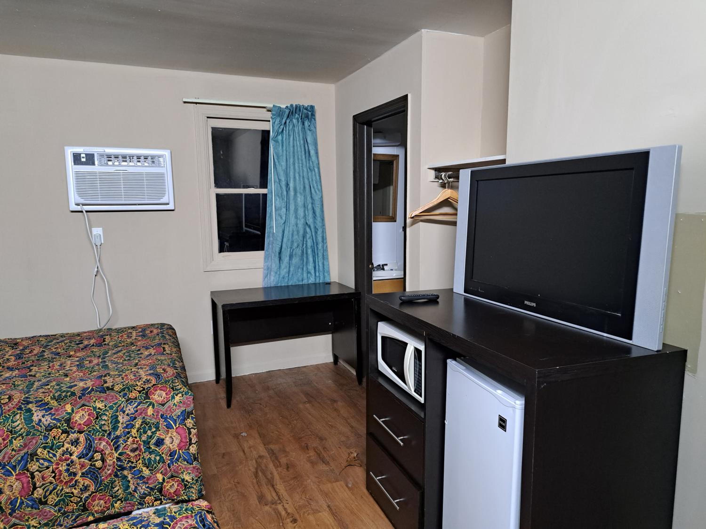 Standard Double Room - Photo 3