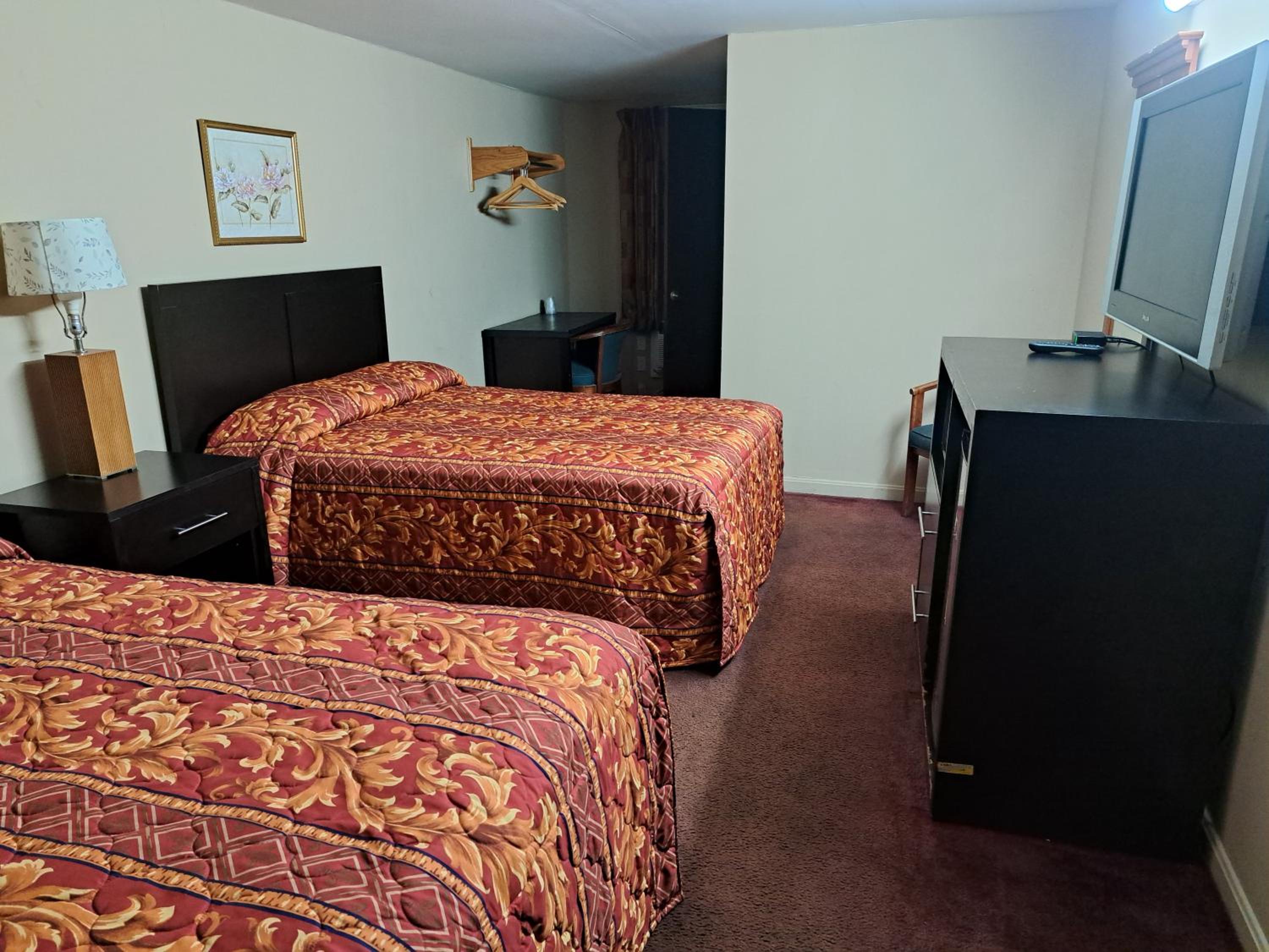 Standard Double Room - Photo 11