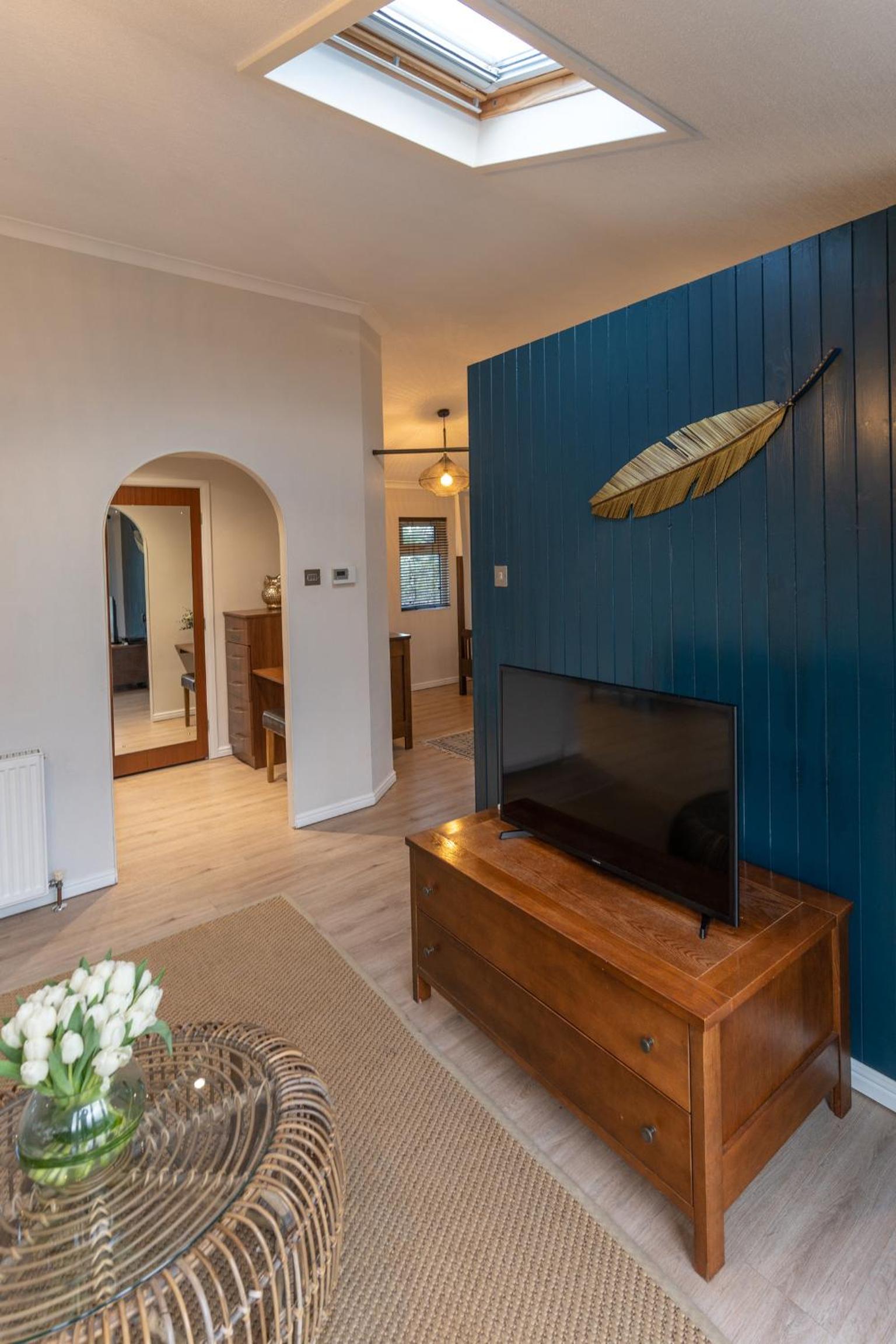 One-Bedroom House photo 2