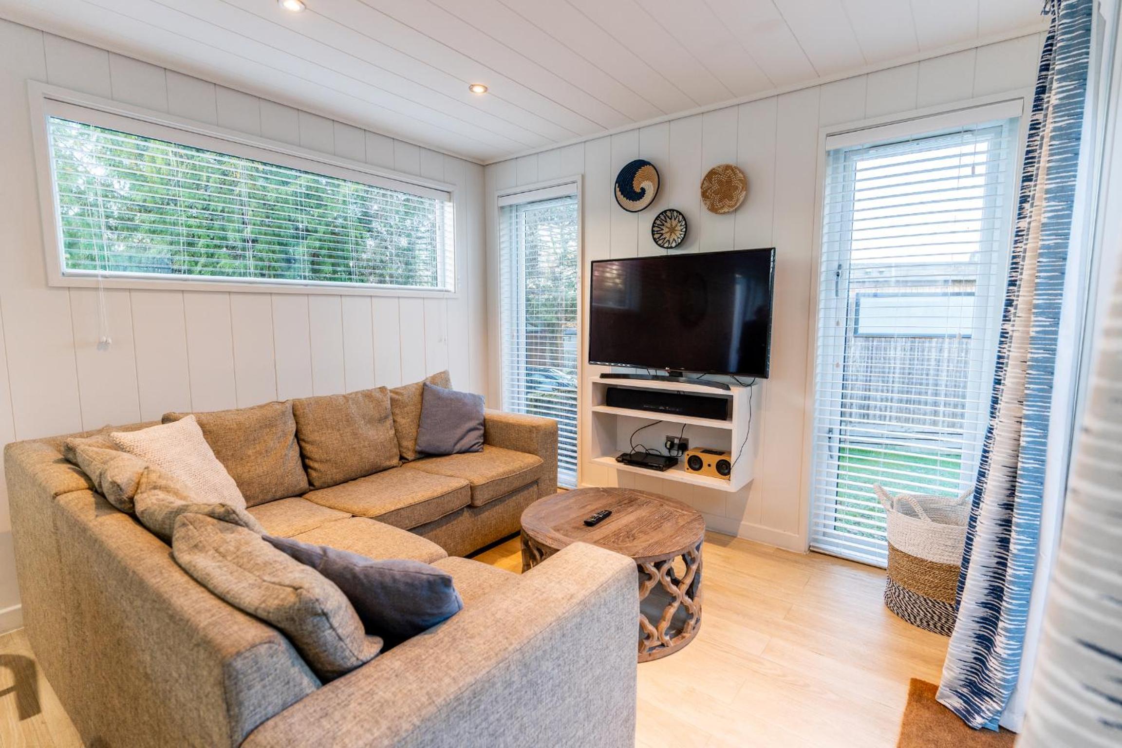 One-Bedroom House photo 3