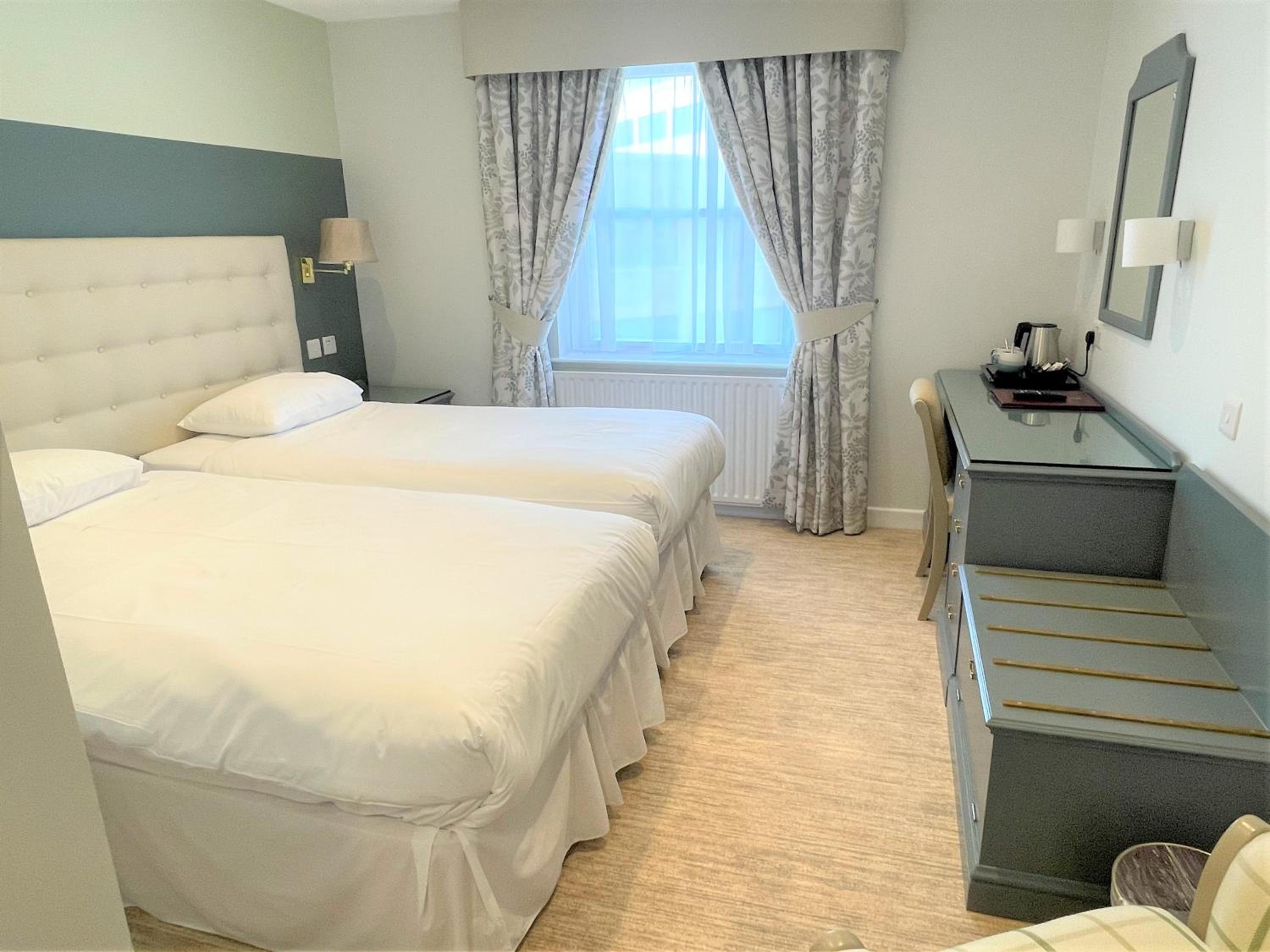 Deluxe Twin Room - Photo 1