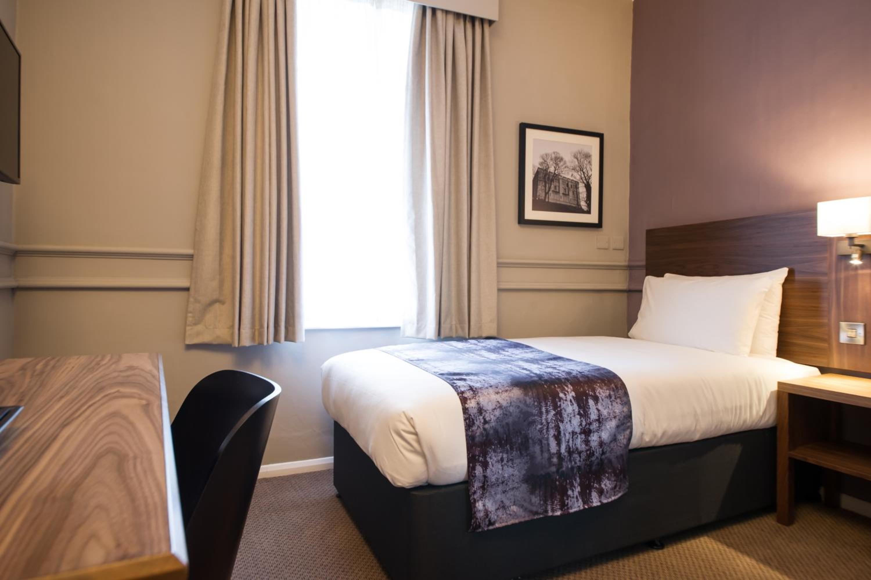 Single Room photo 3