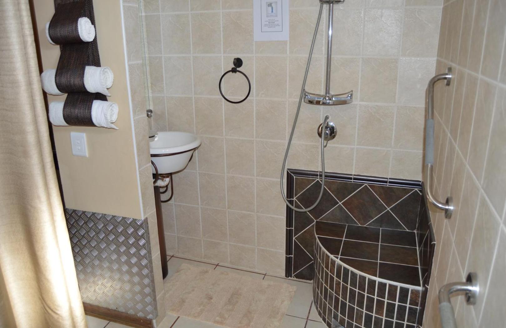 Double Room - Disability Access photo 2