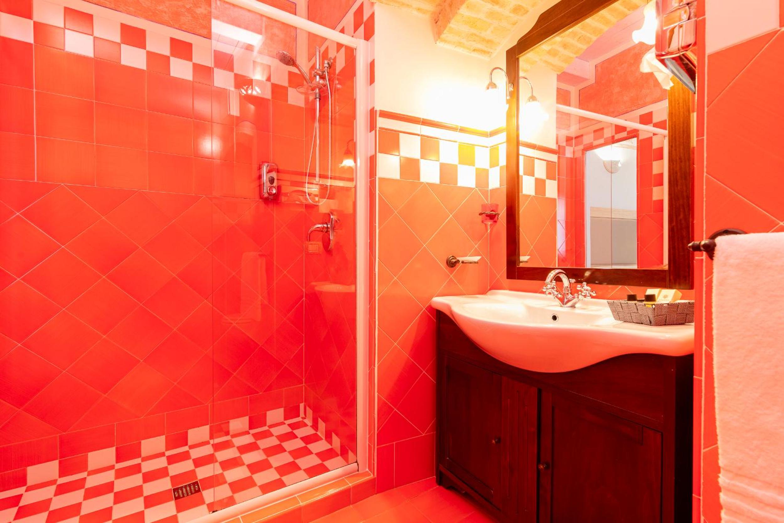 Deluxe Junior Suite - Photo 4