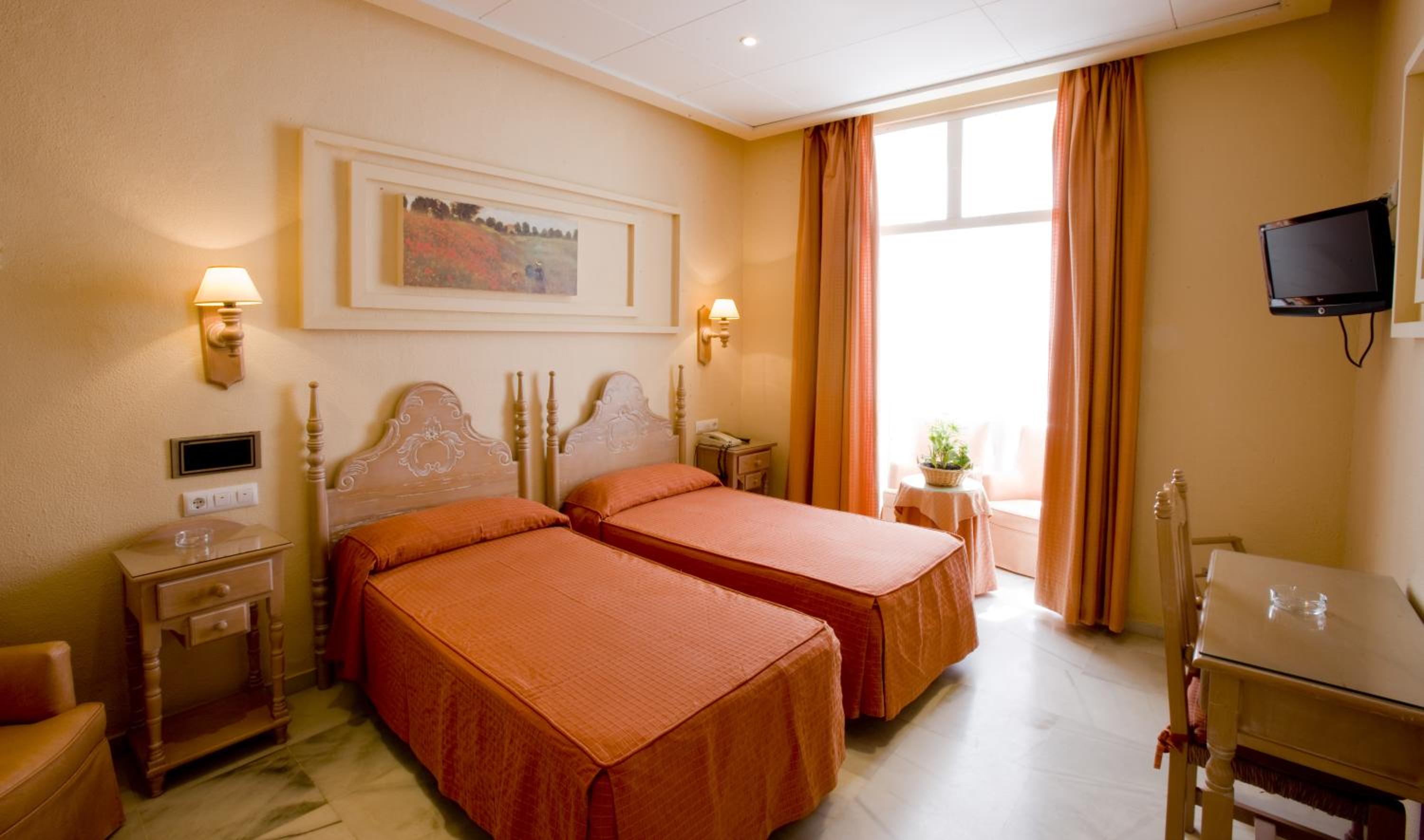 Habitación triple (2 adultos + 1 niño)