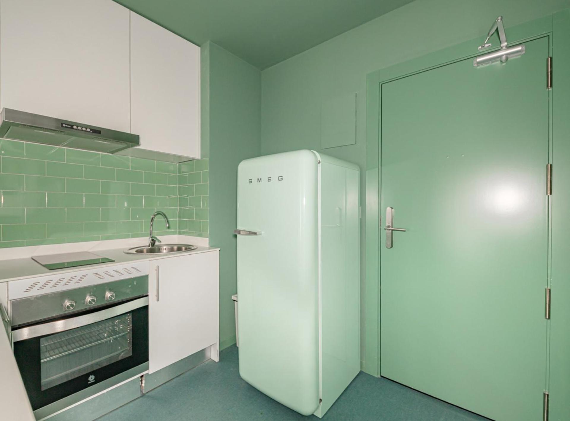Studio Apartment photo 2