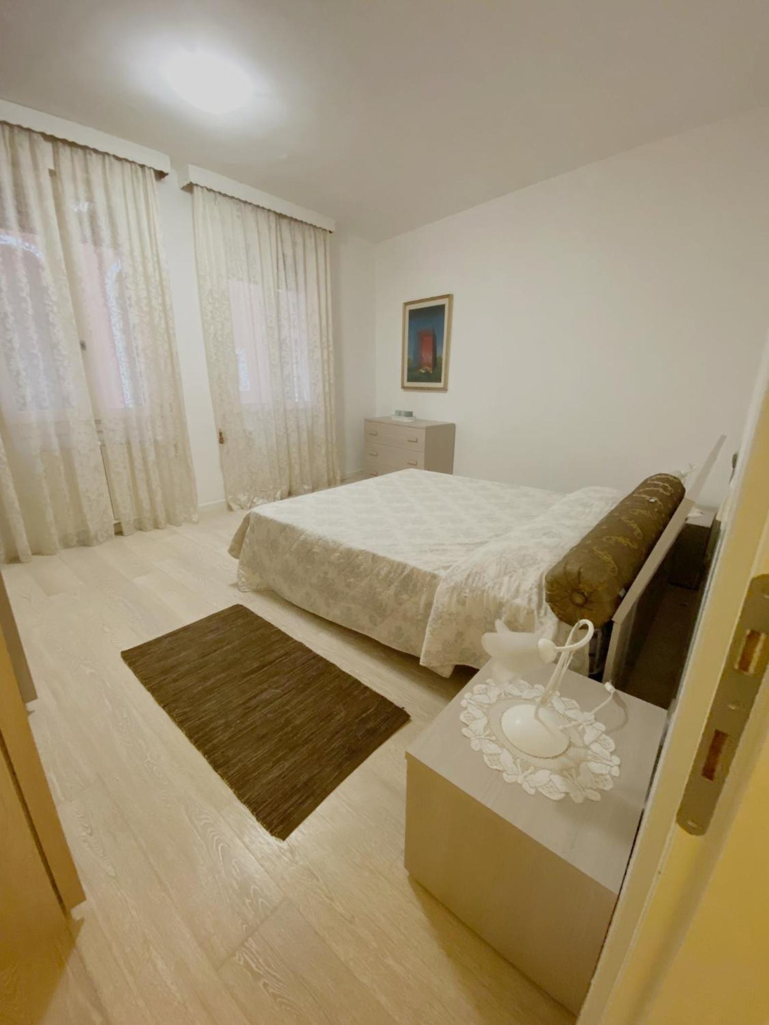 Three-Bedroom Apartment photo 2