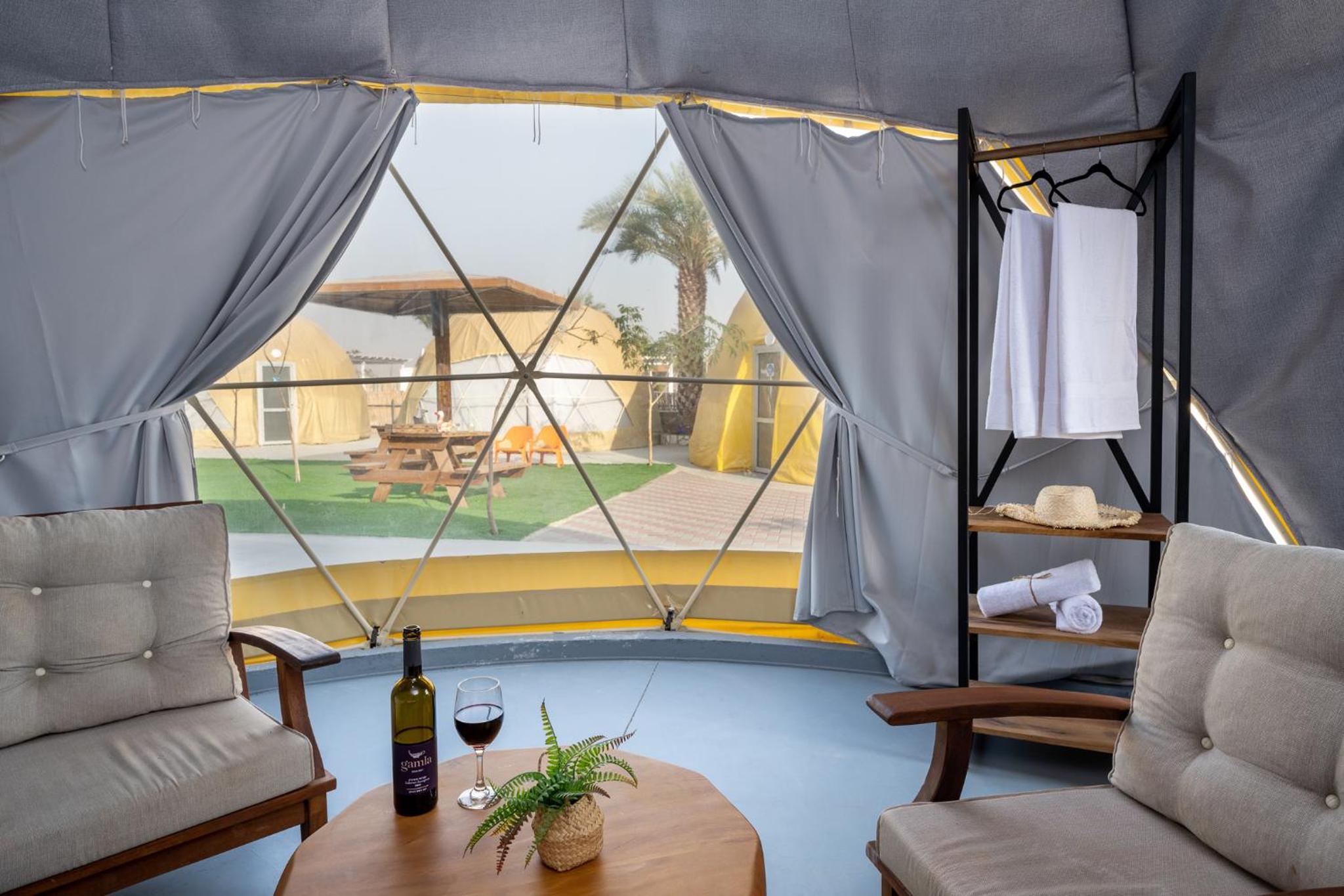 Deluxe Family Tent  - Photo 1