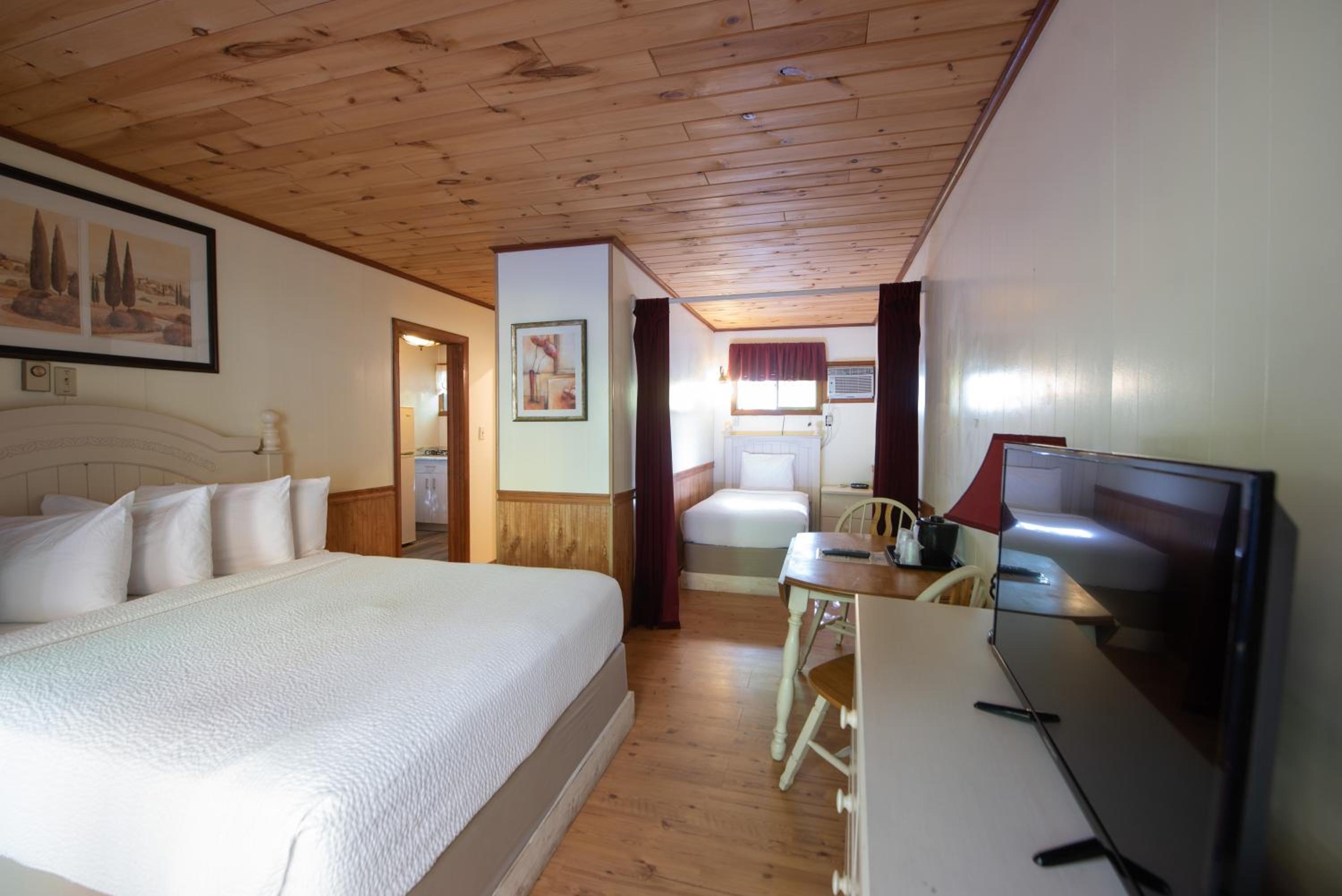 Studio Suite with Kitchenette