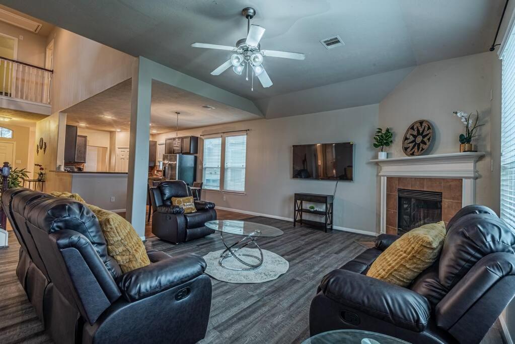 Four-Bedroom House photo 1