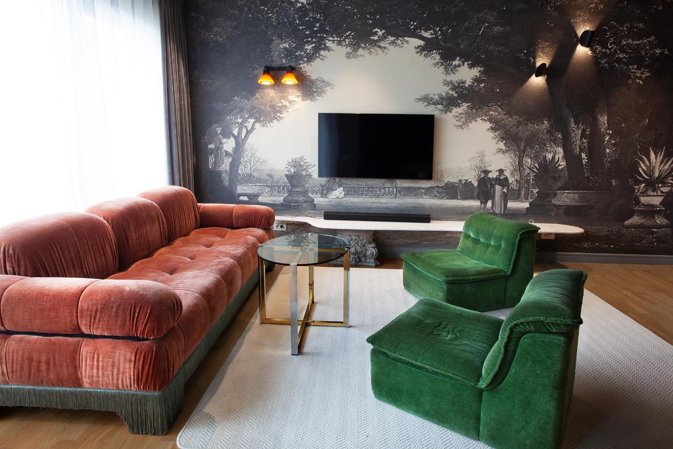 Deluxe Apartment