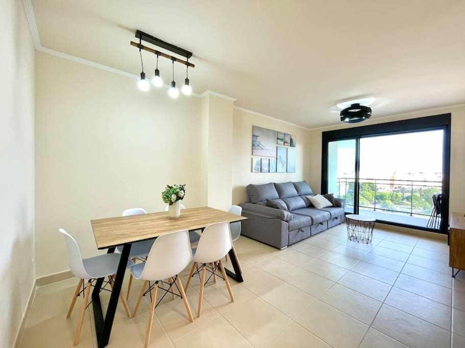 Apartamento con vista al mar