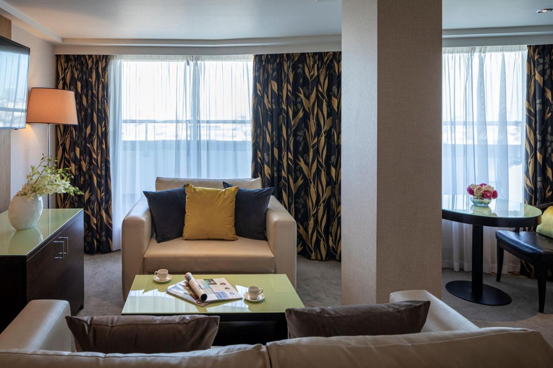 Penthouse Suite