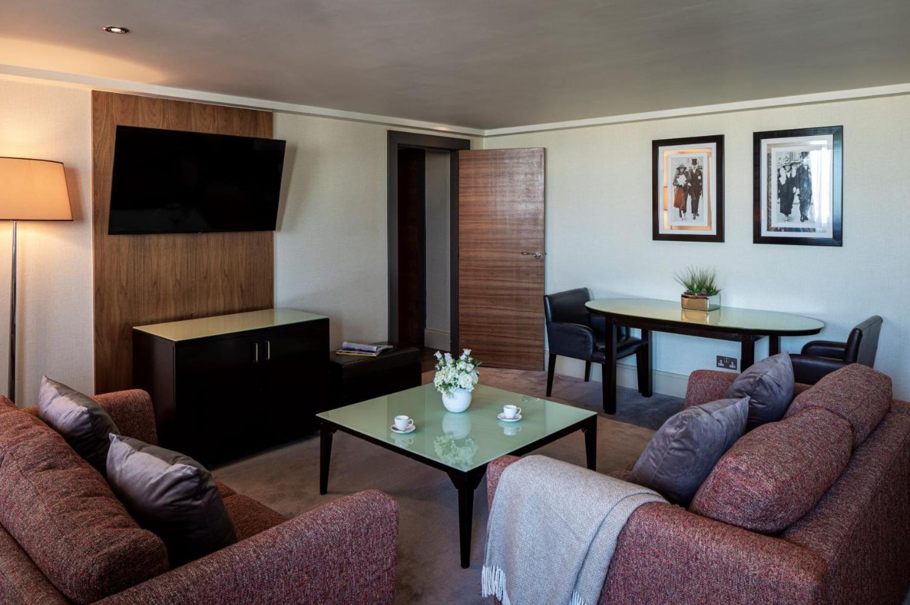 Penthouse Suite photo 3