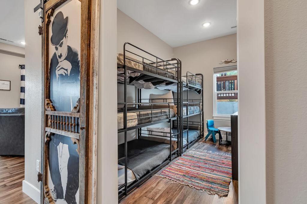 Seven-Bedroom Holiday Home photo 1