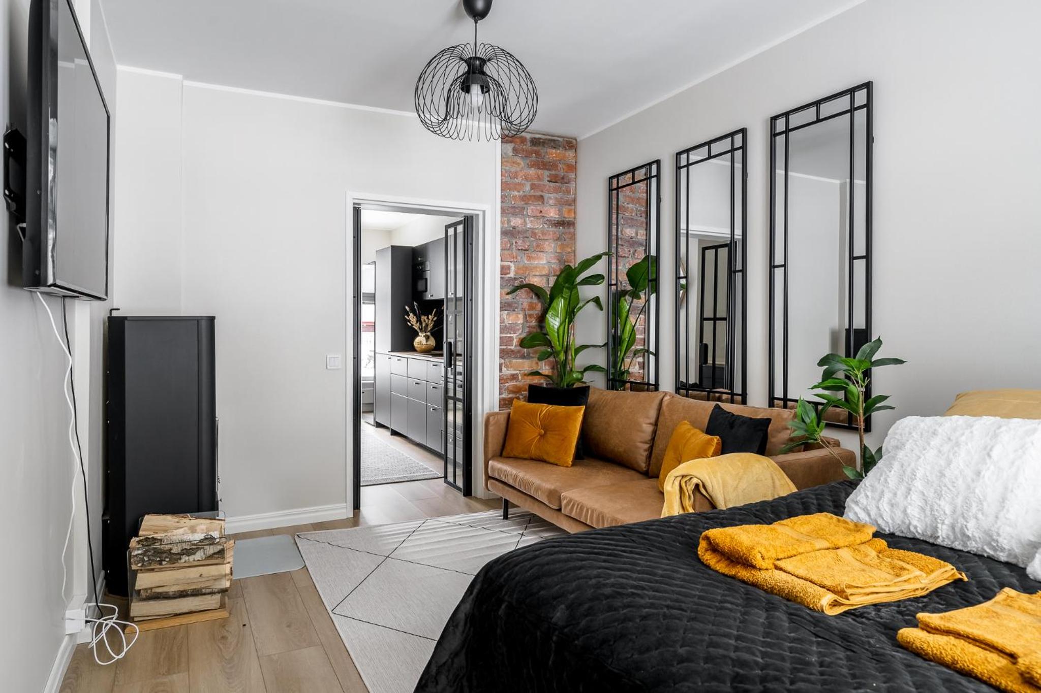 One-Bedroom Apartment