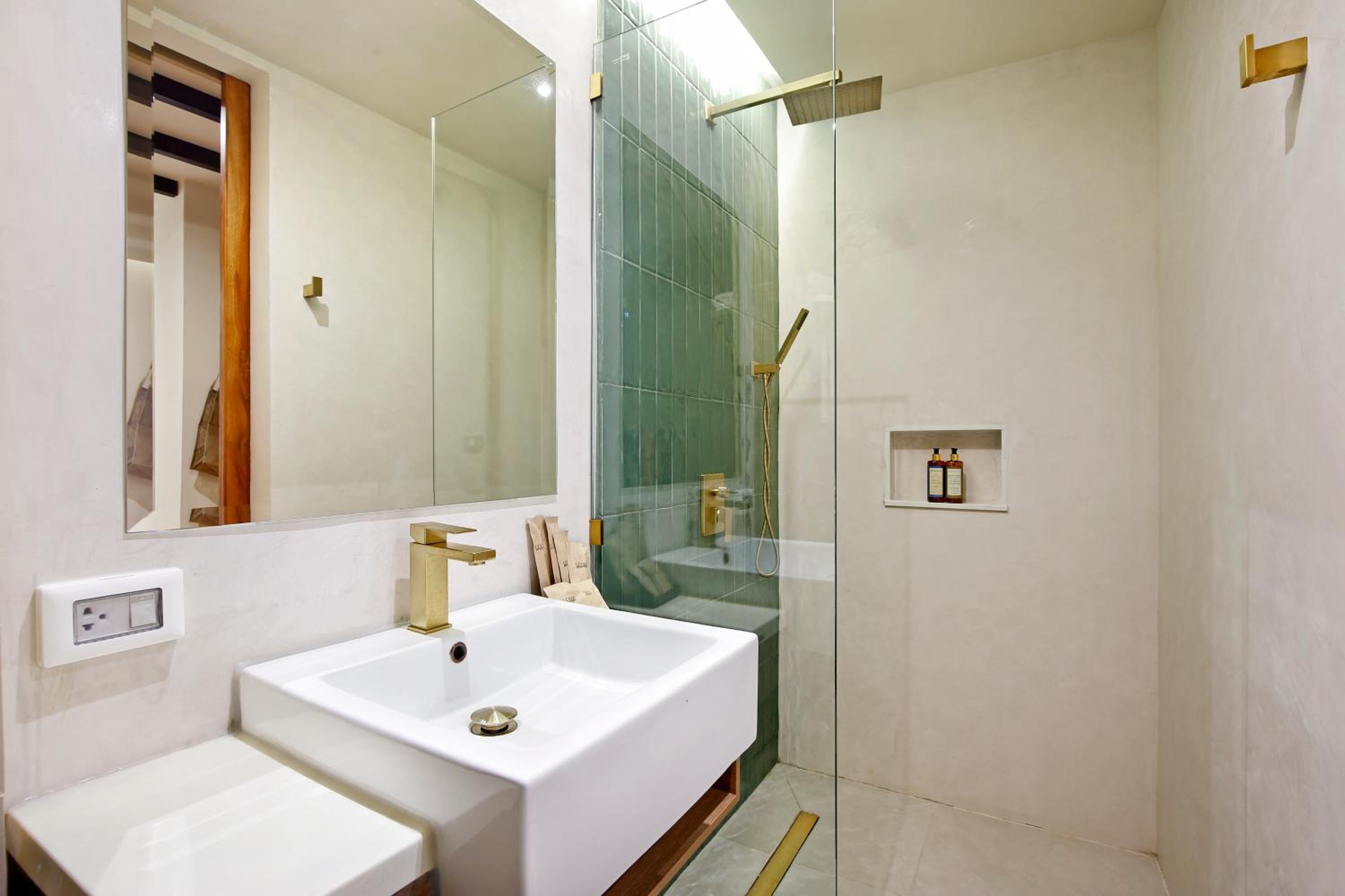 Beachfront Deluxe with Terrace photo 3