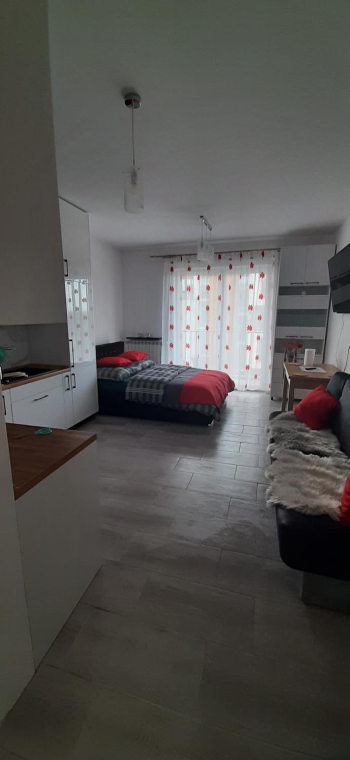One-Bedroom Apartment - Photo 14