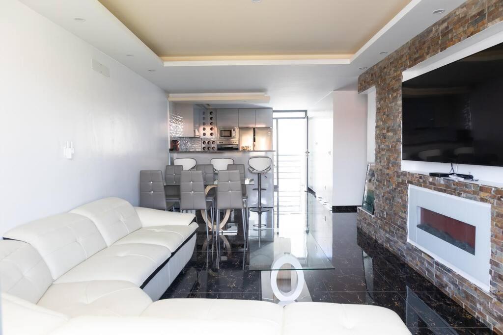 Three-Bedroom Apartment photo 1