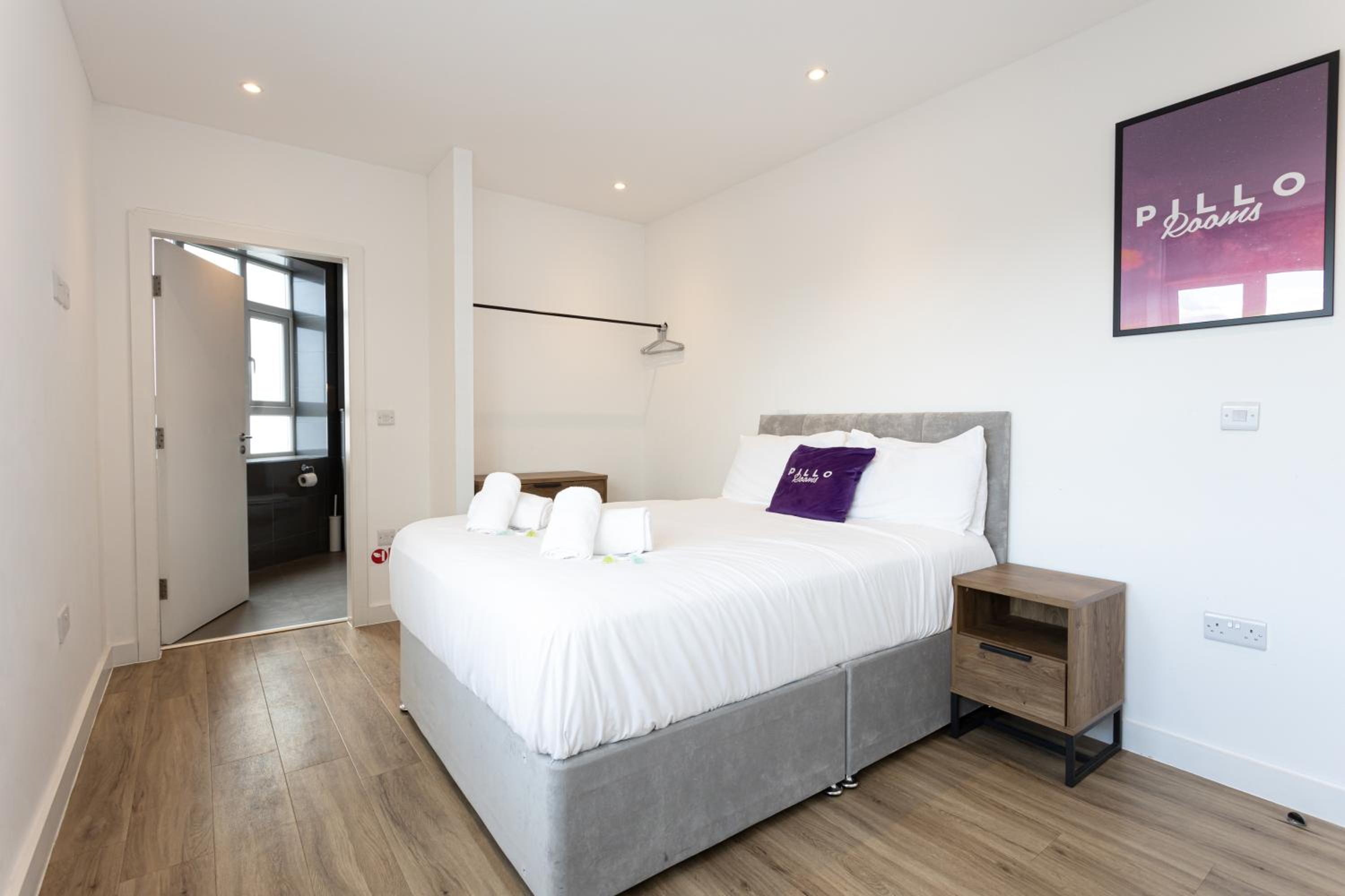 Two-Bedroom Apartment - Photo 15