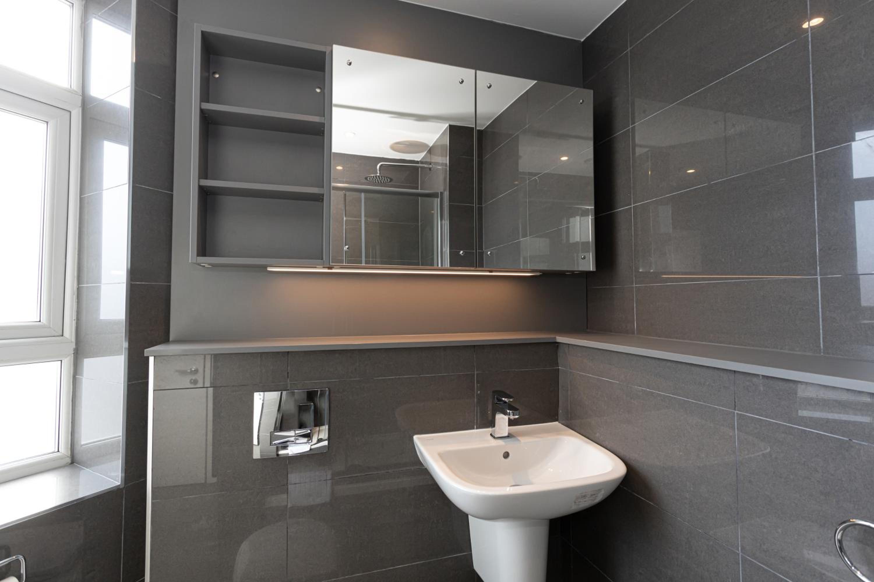 Two-Bedroom Apartment - Photo 24