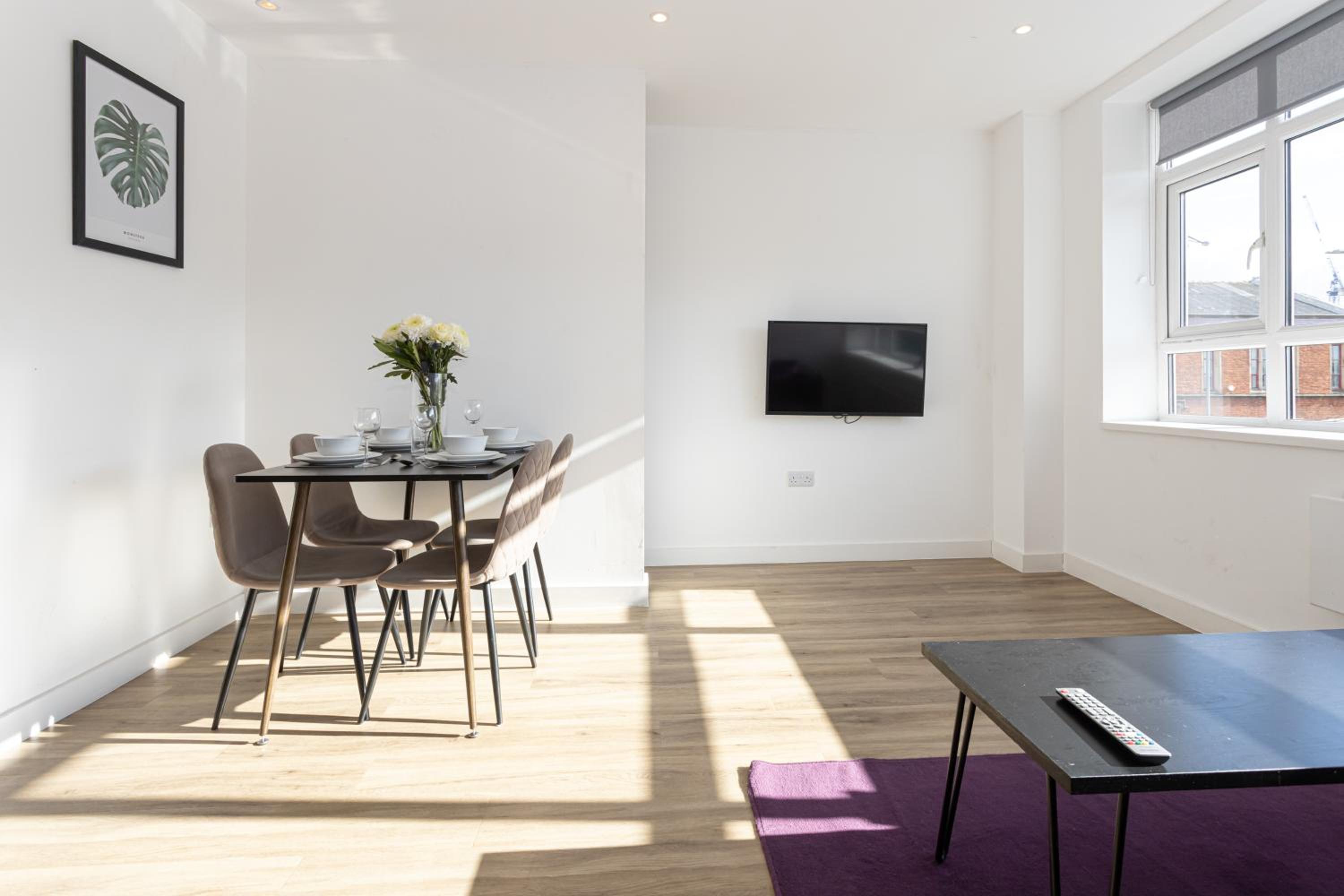 One-Bedroom Apartment - Photo 19
