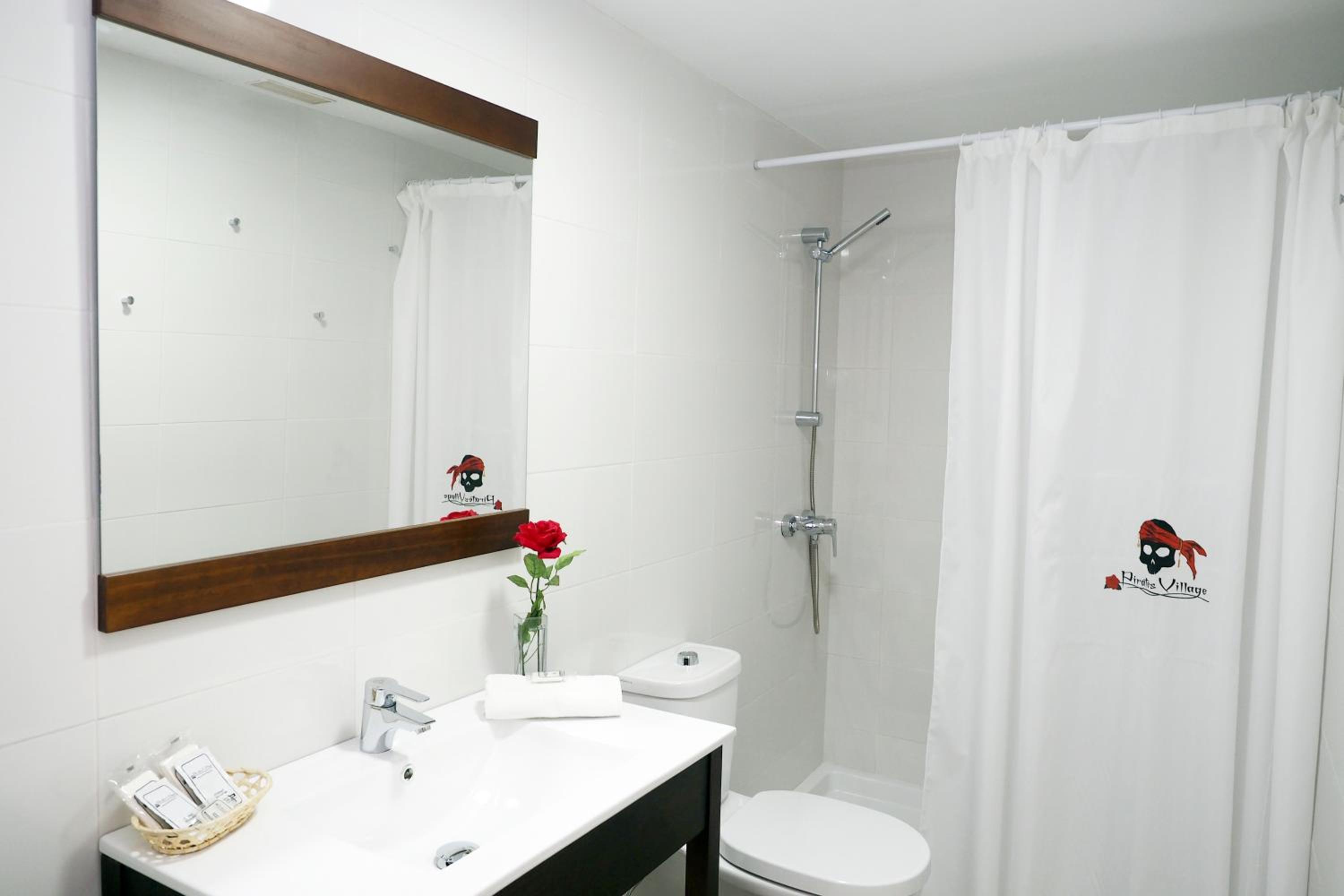 One-Bedroom Apartment Ground Floor with Private Terrace