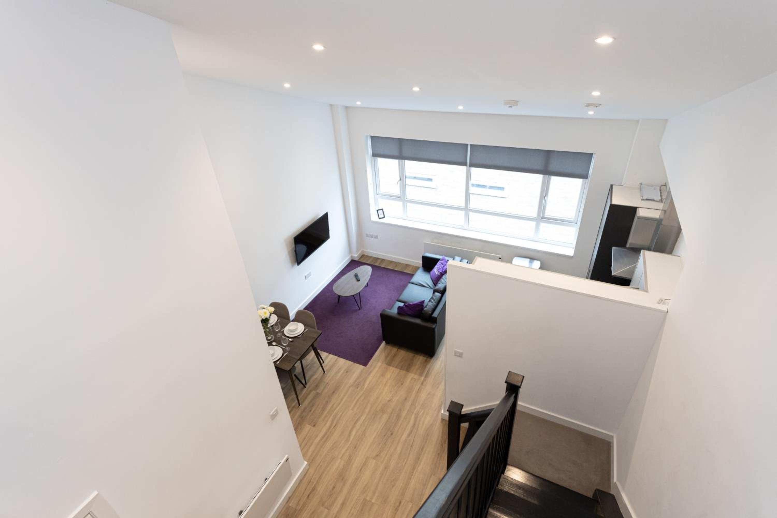 Duplex Apartment - Photo 3