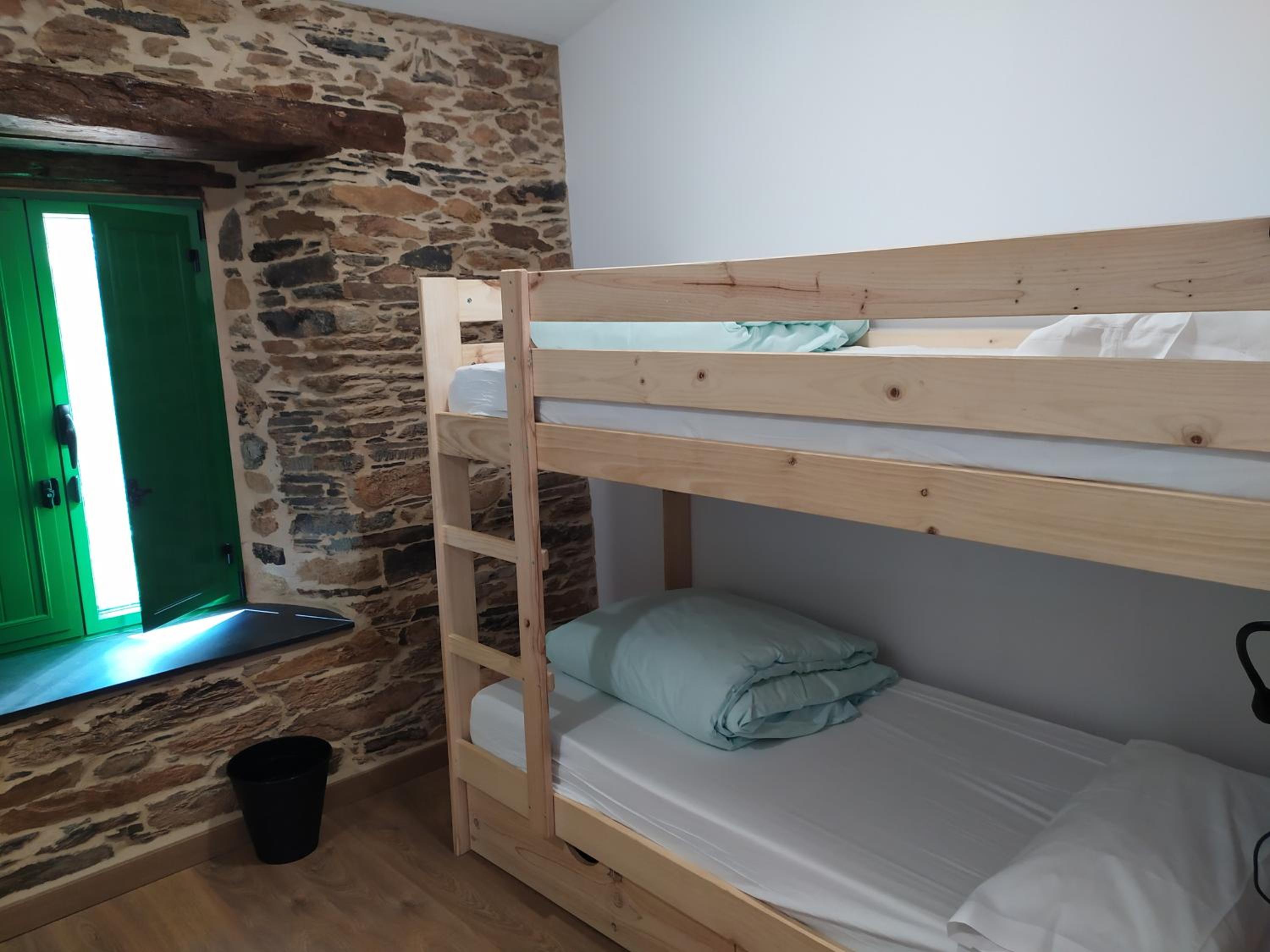 Habitación Cuádruple con Vista a la Montaña