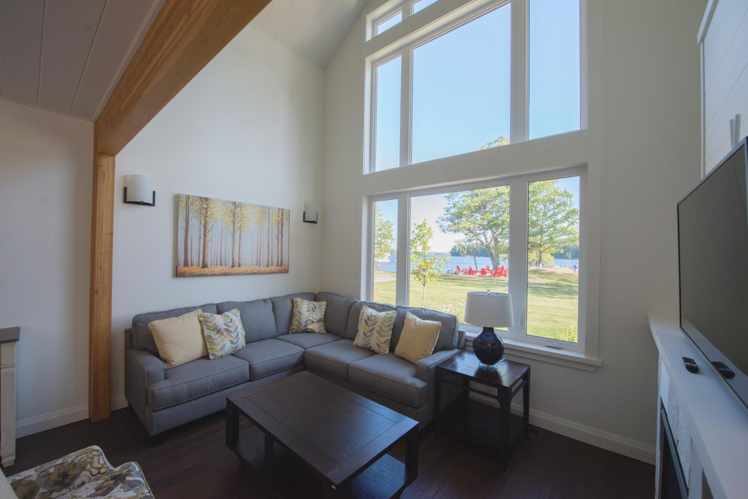 Three-Bedroom Townhouse photo 1
