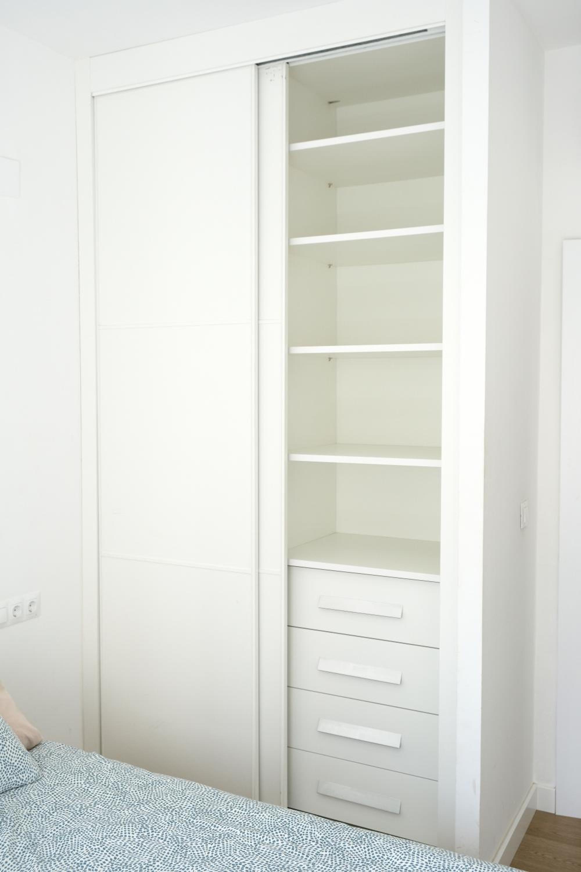 Two-Bedroom Apartment - Photo 31