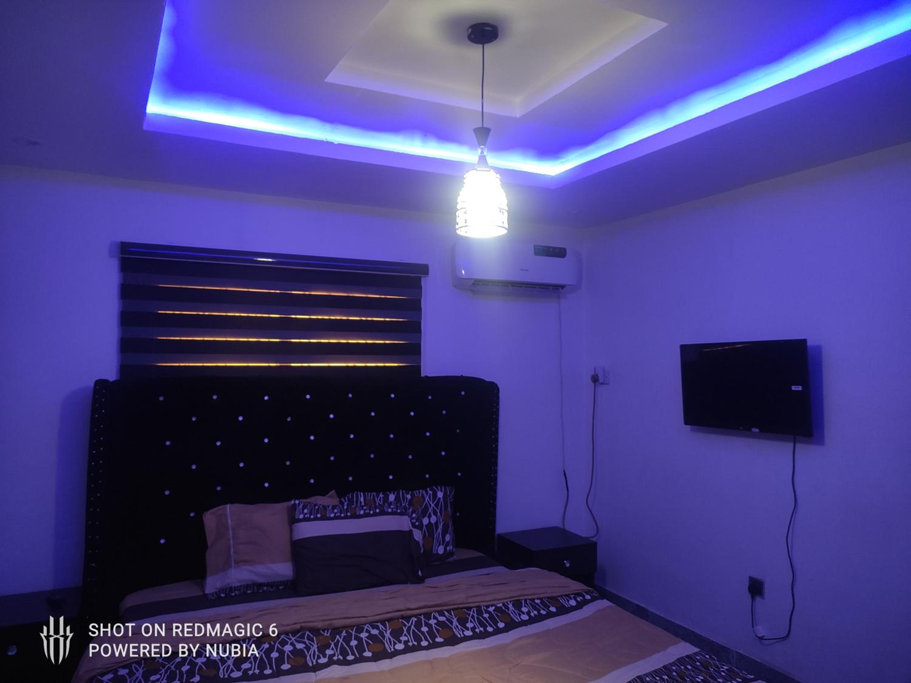 Apartment photo 1