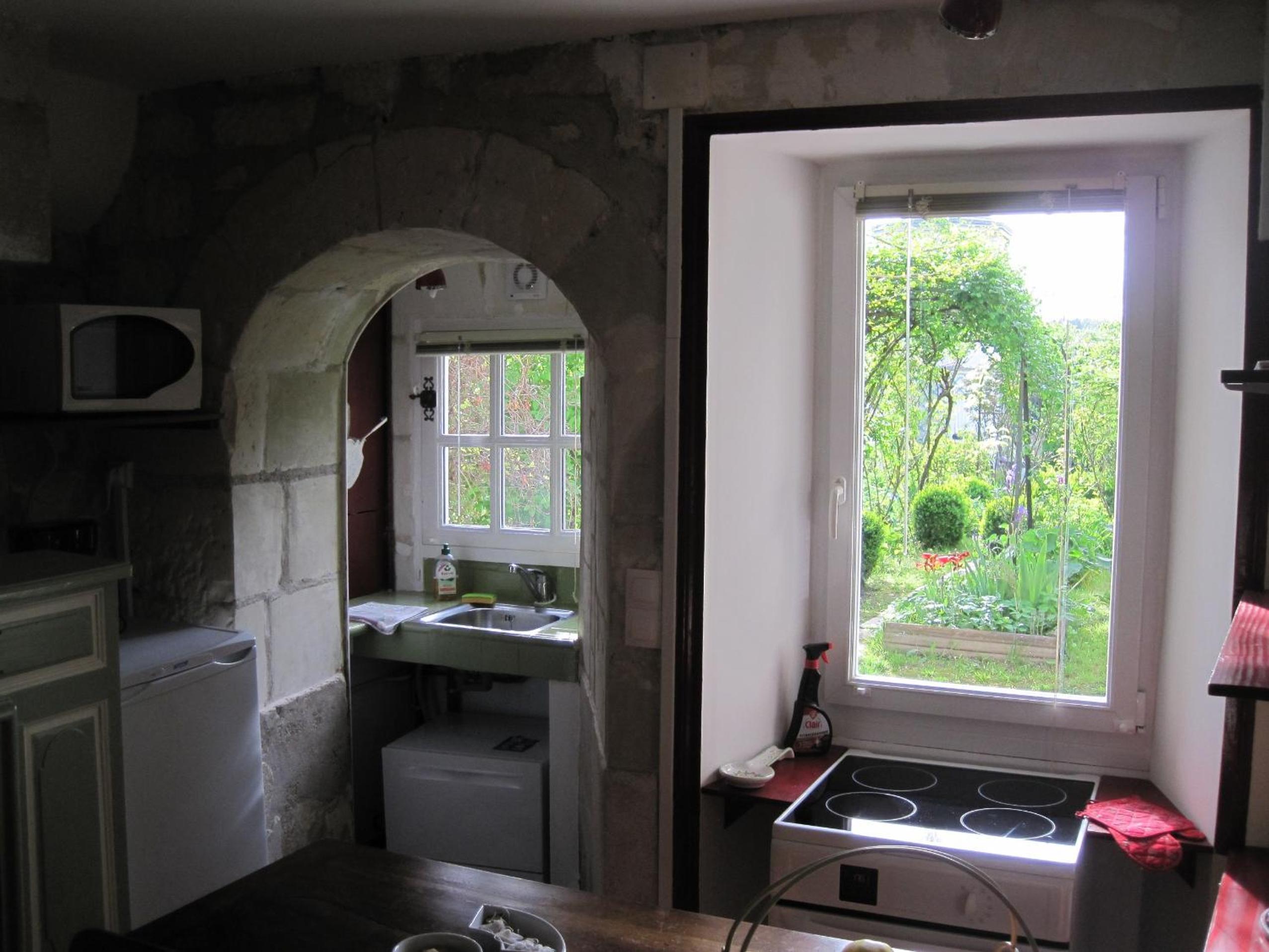 One-Bedroom House - Photo 16