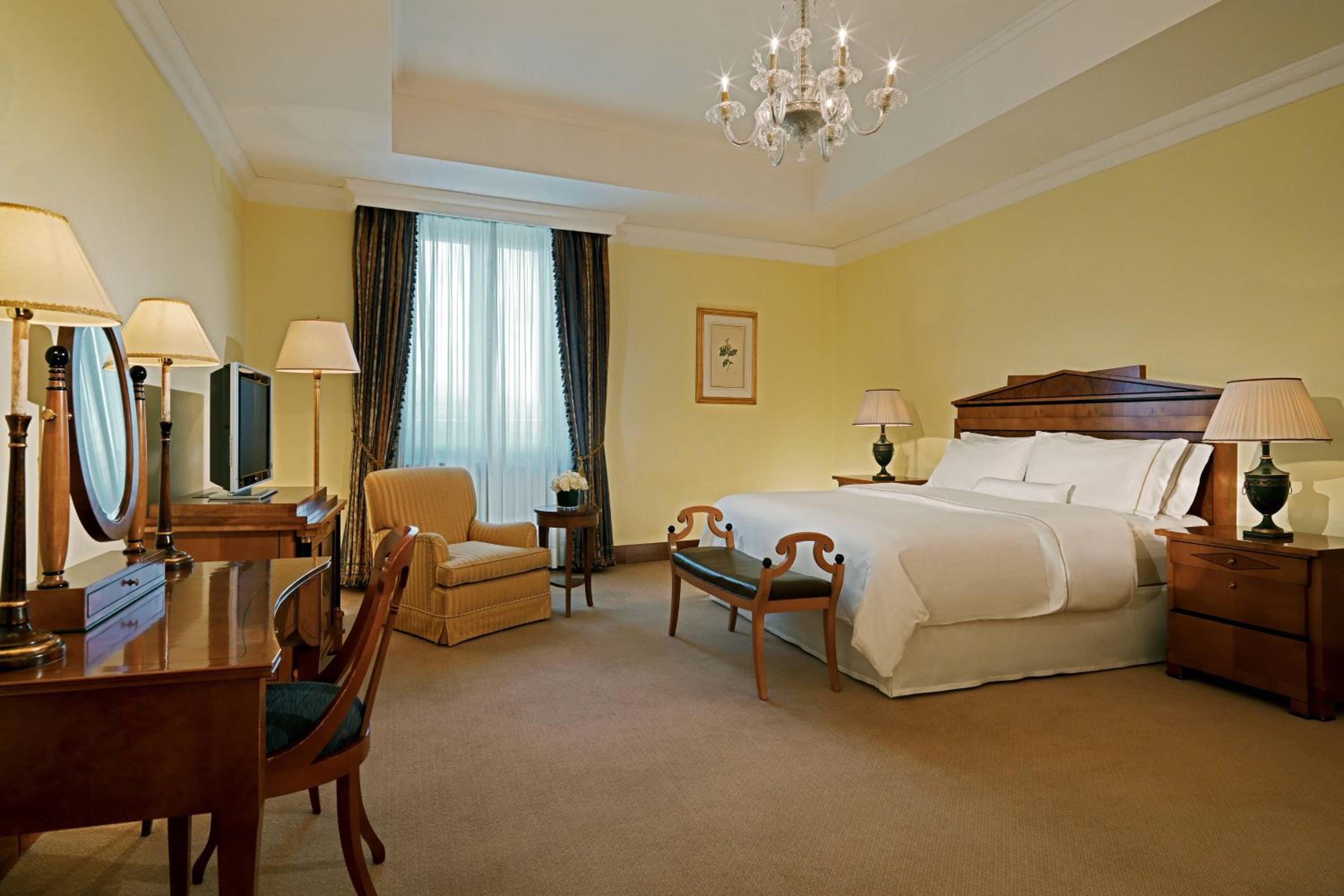 Grandluxe Suite, Suite, 2 Twin/Single Bed(s) thumbnail 5