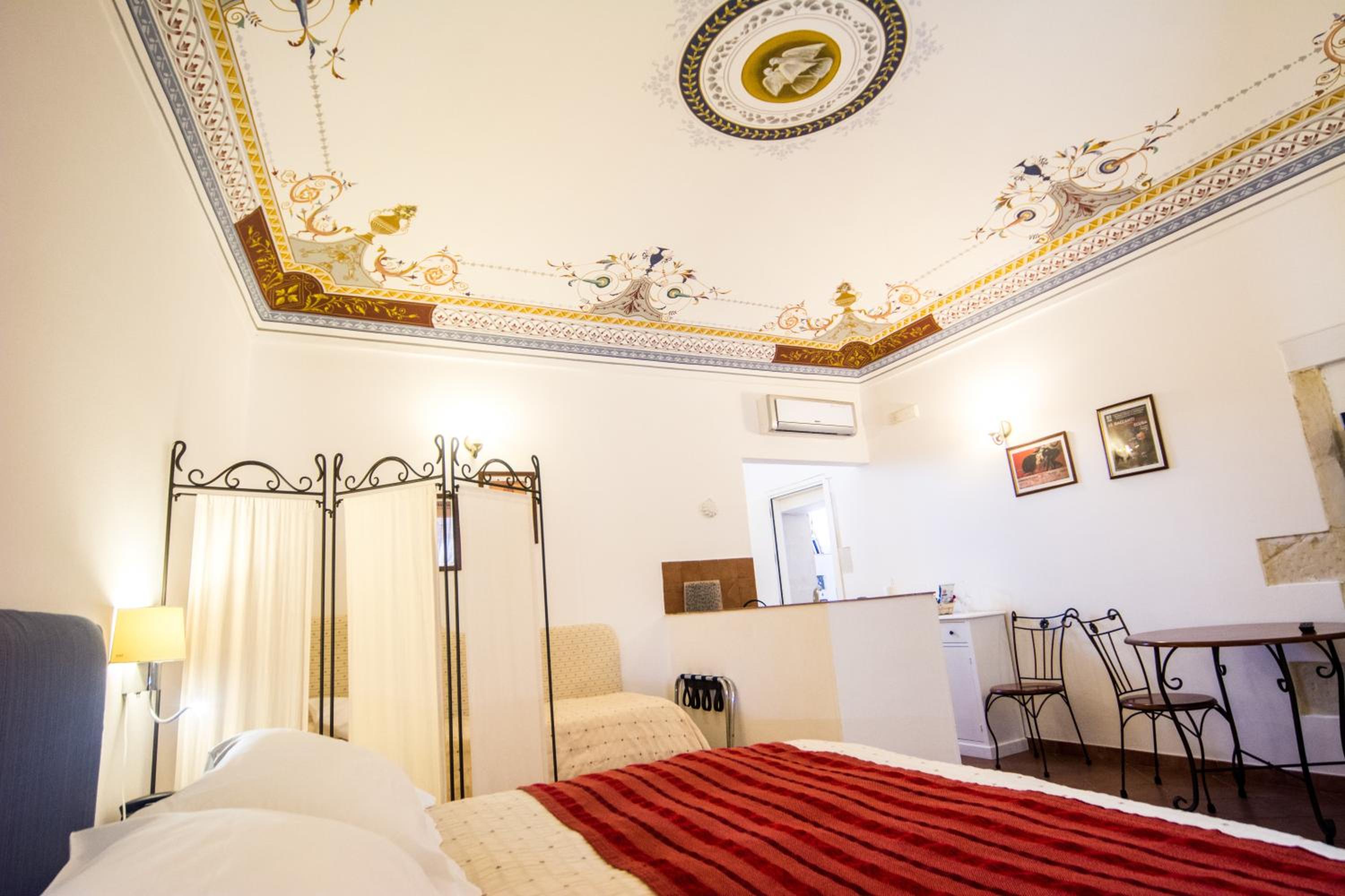 Triple Room - Photo 13