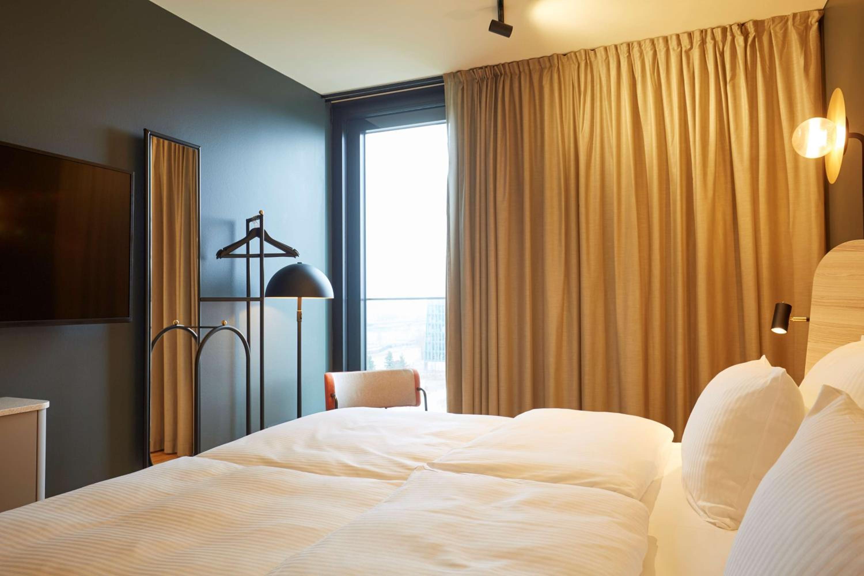 Standard Double Room - Photo 5