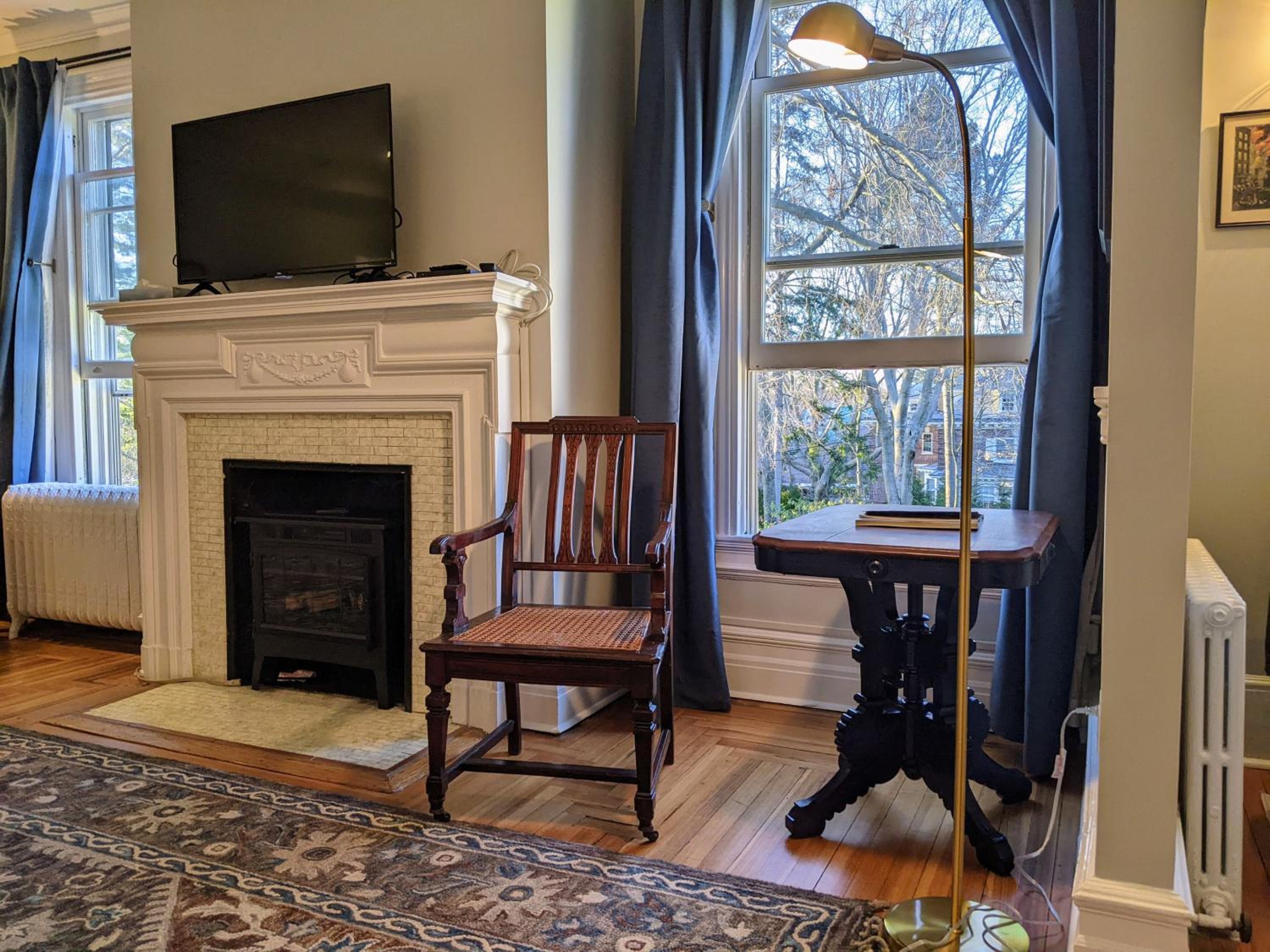 King Suite with Sofa Bed - Top Floor